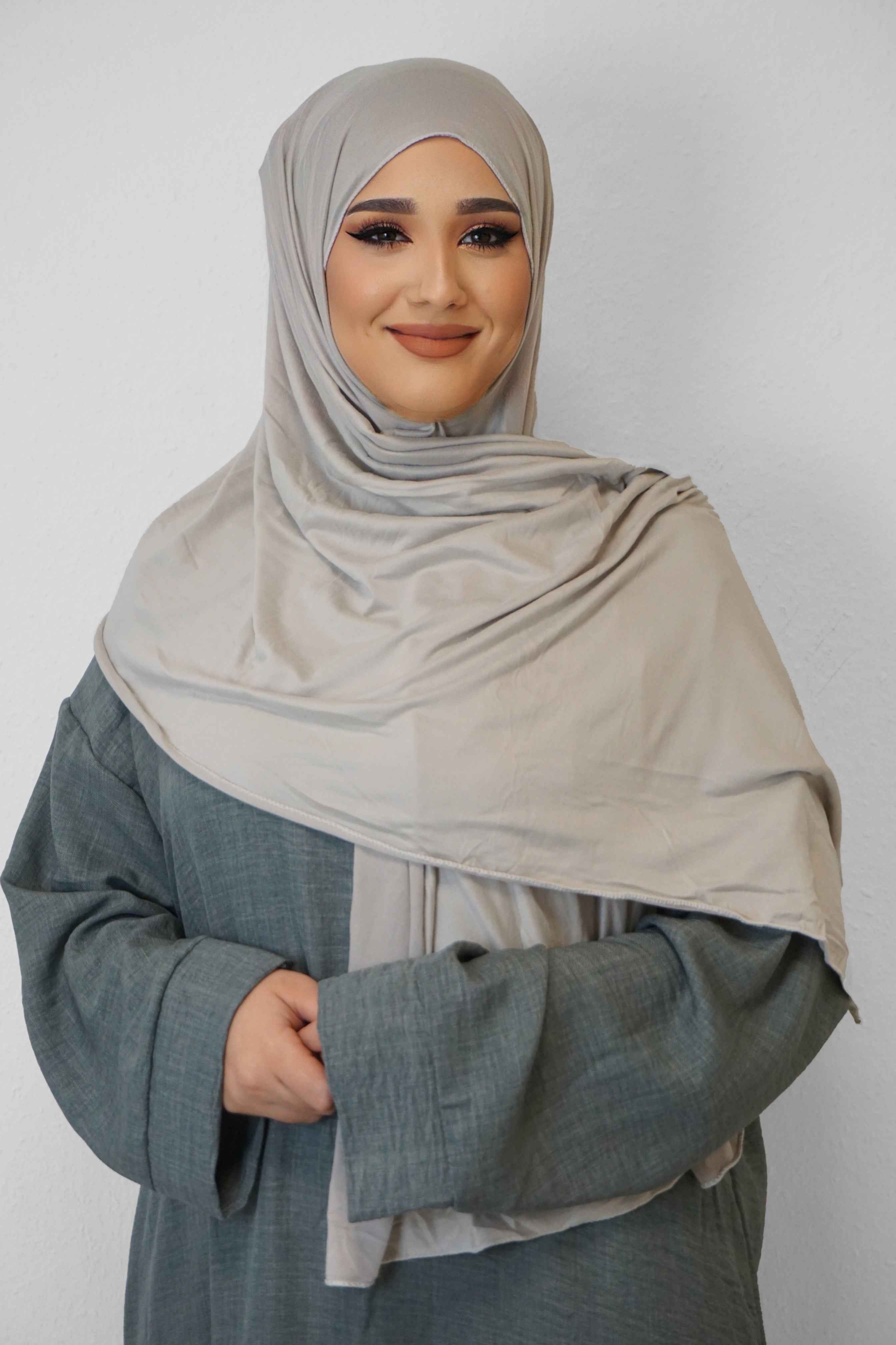 Jersey Hijab Fiza Light-Beige