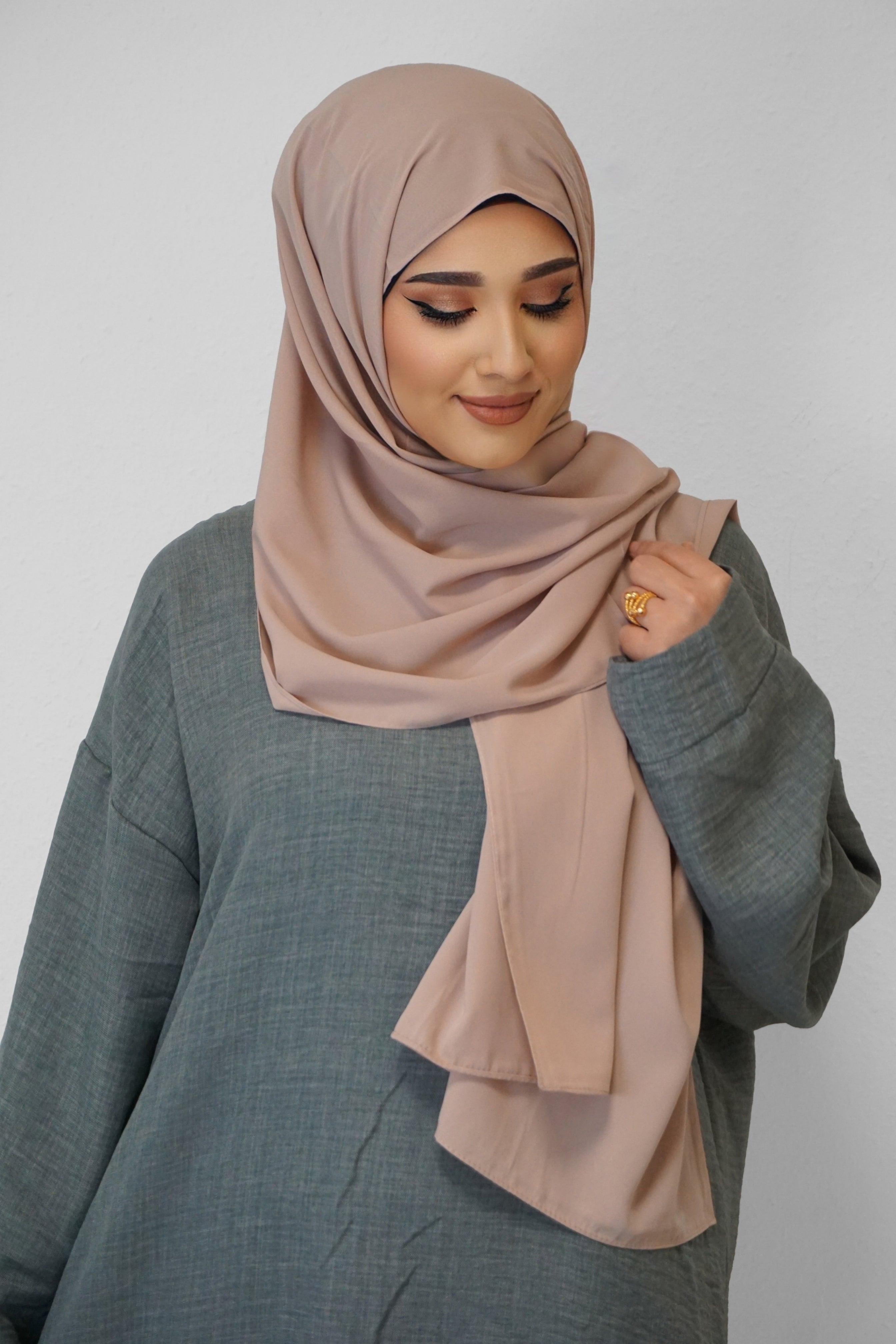 Medina Hijab Light-Beige