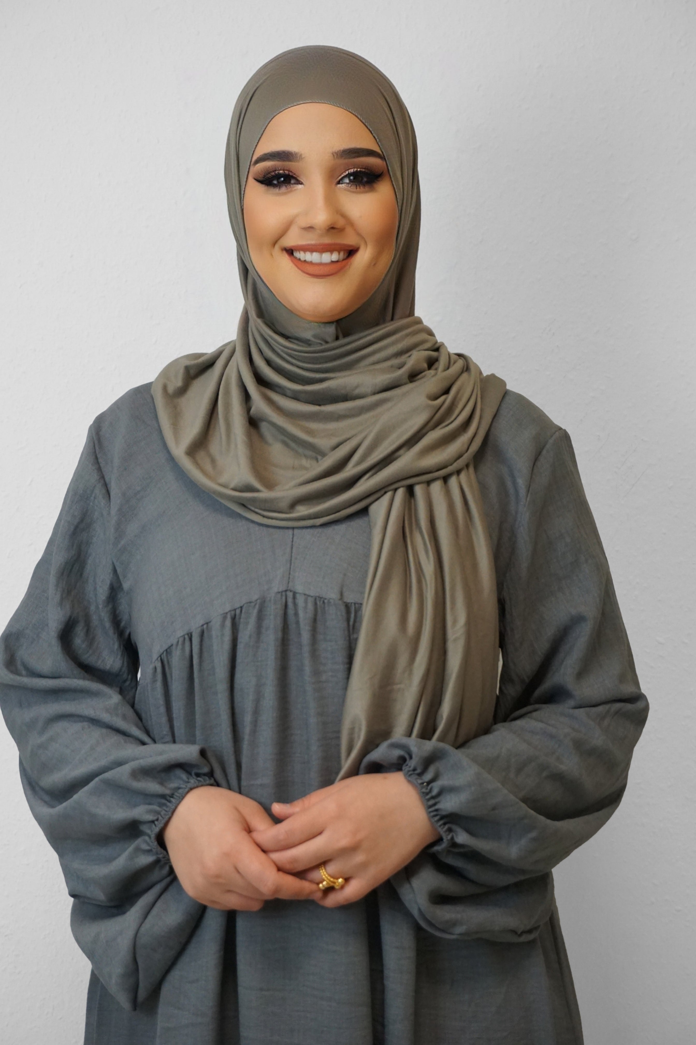 Jersey Hijab Fiza Dark-Khaki