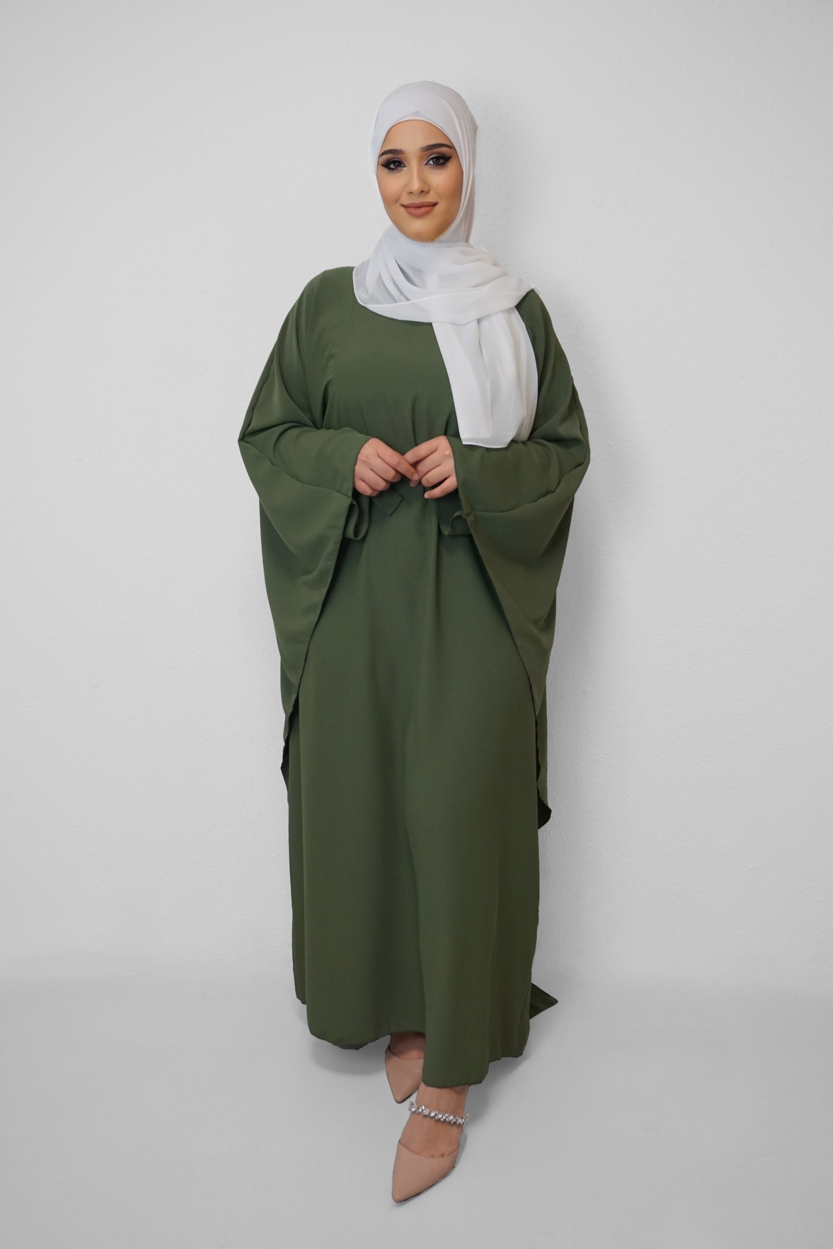 Abaya Essra Moosgrün