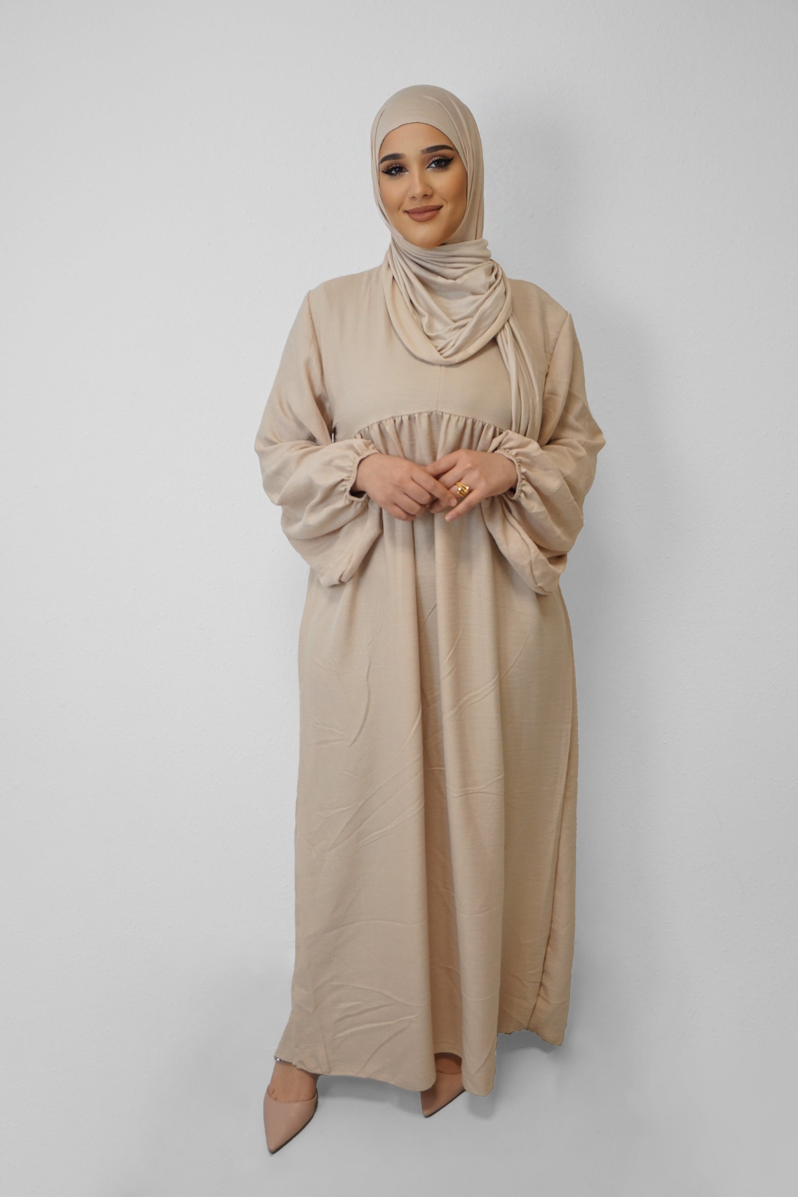 Abaya Monauwra Beige