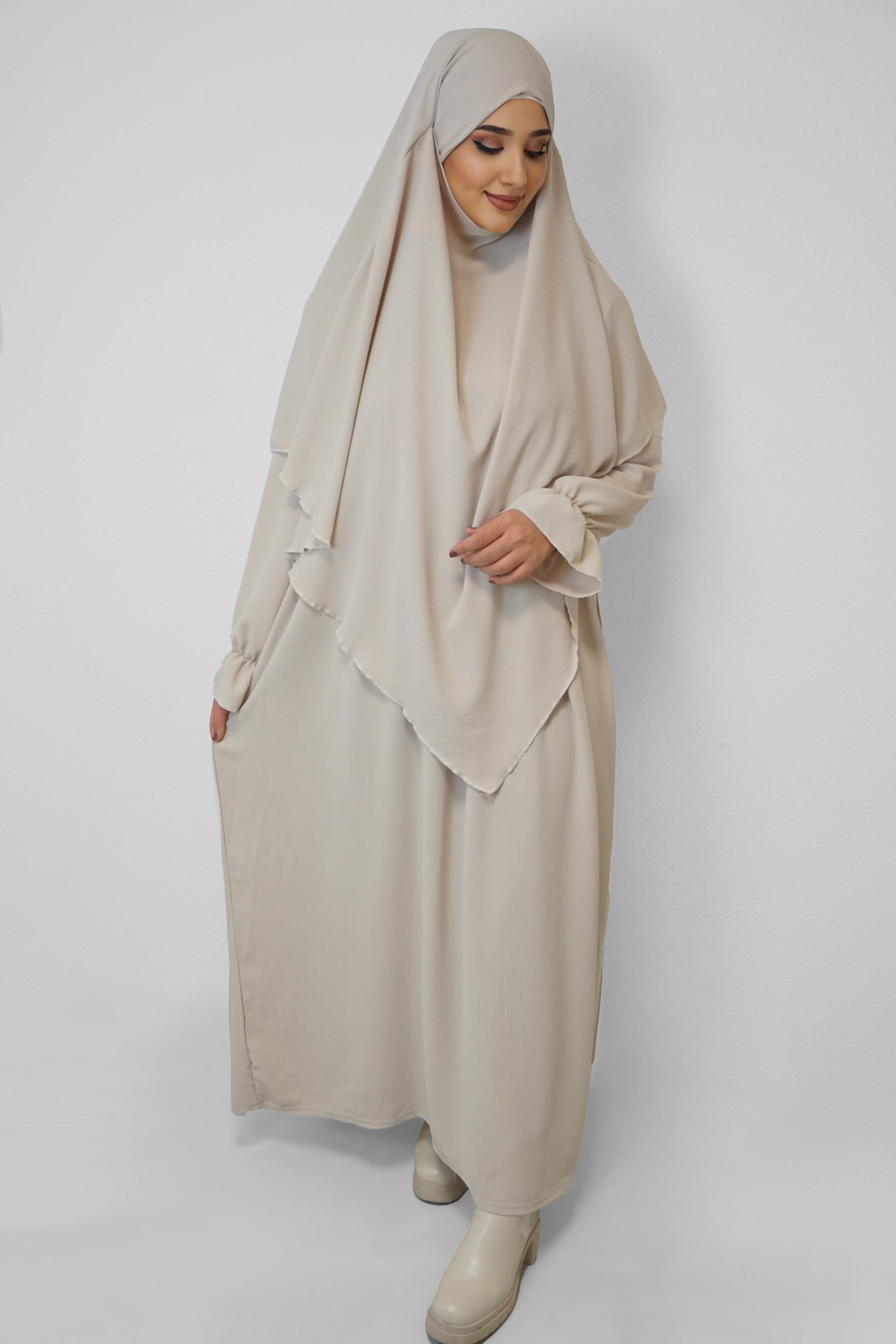 Jazz Khimar-Abaya Beige