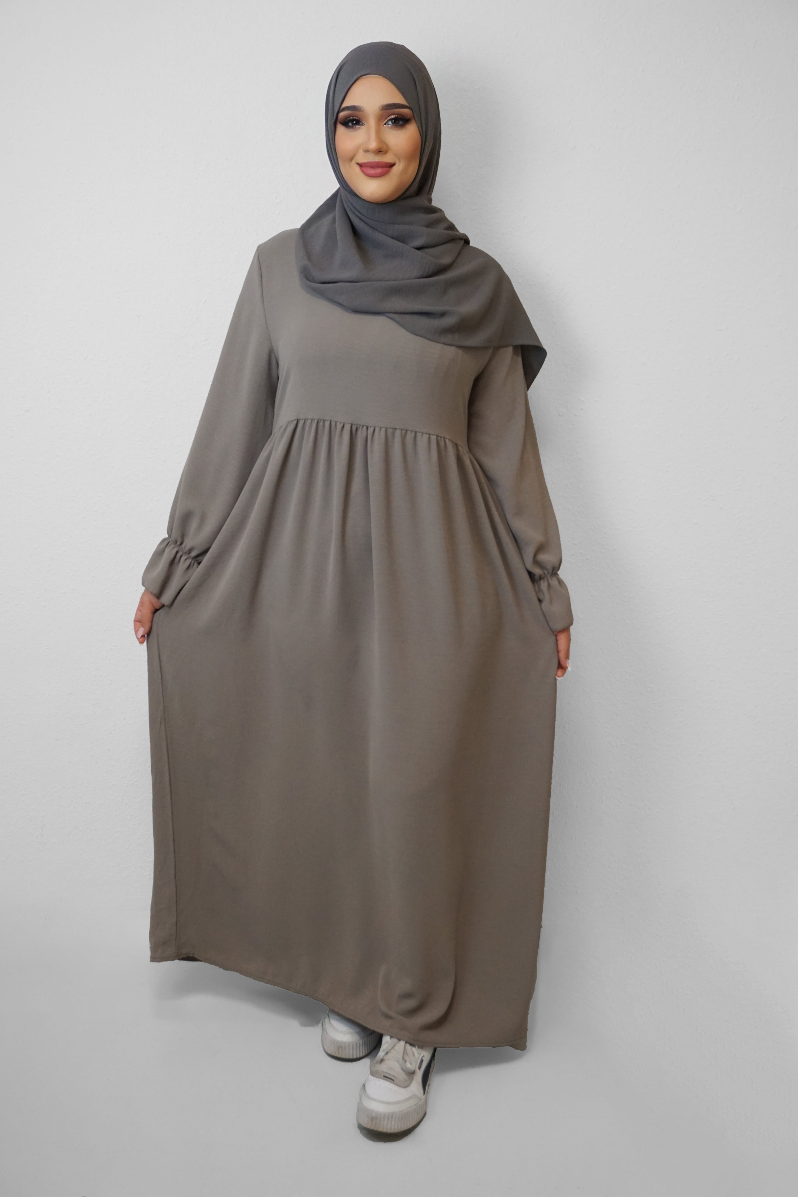 Jazz-Abaya Amna Taupe