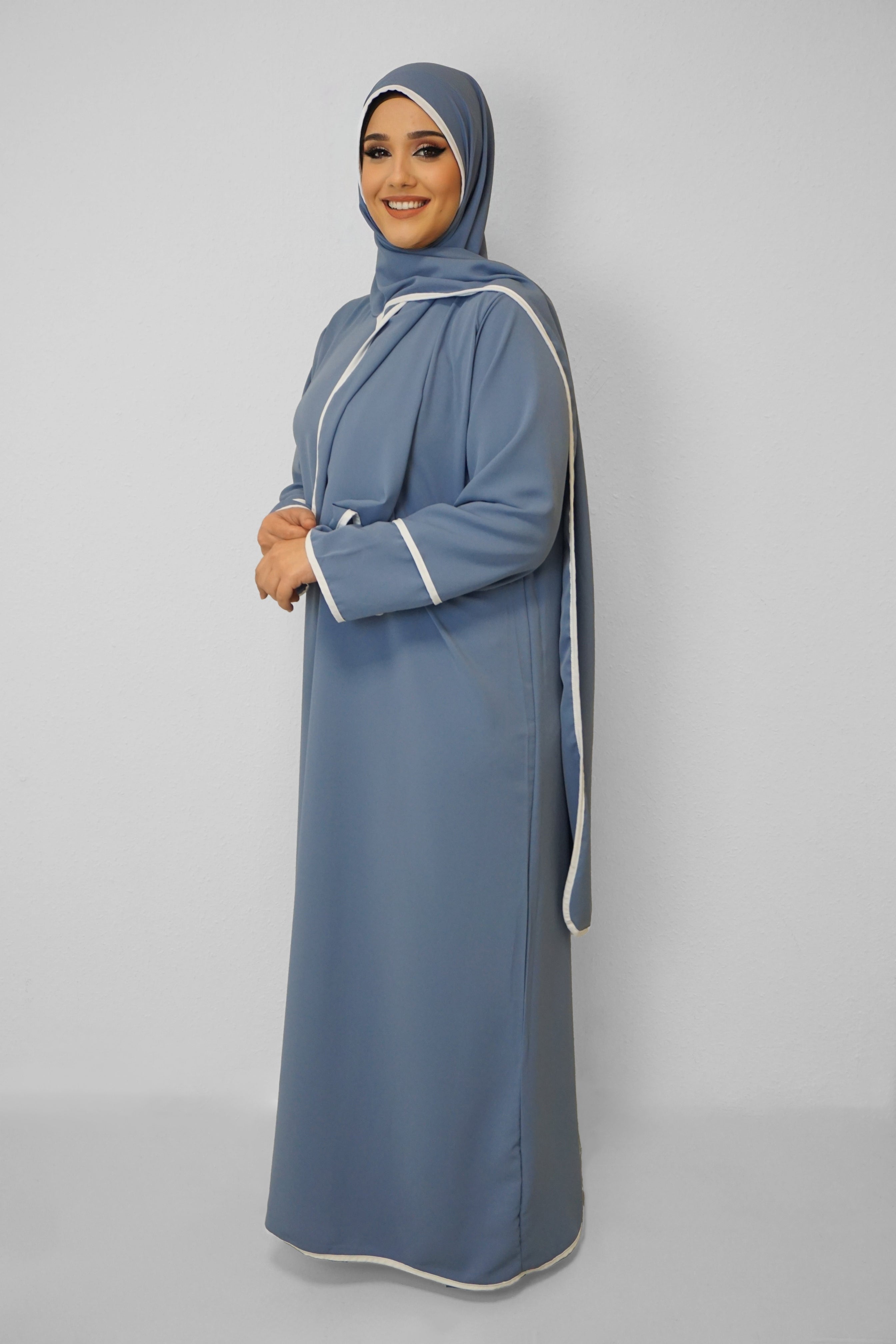 Abaya Kahleda Hellblau