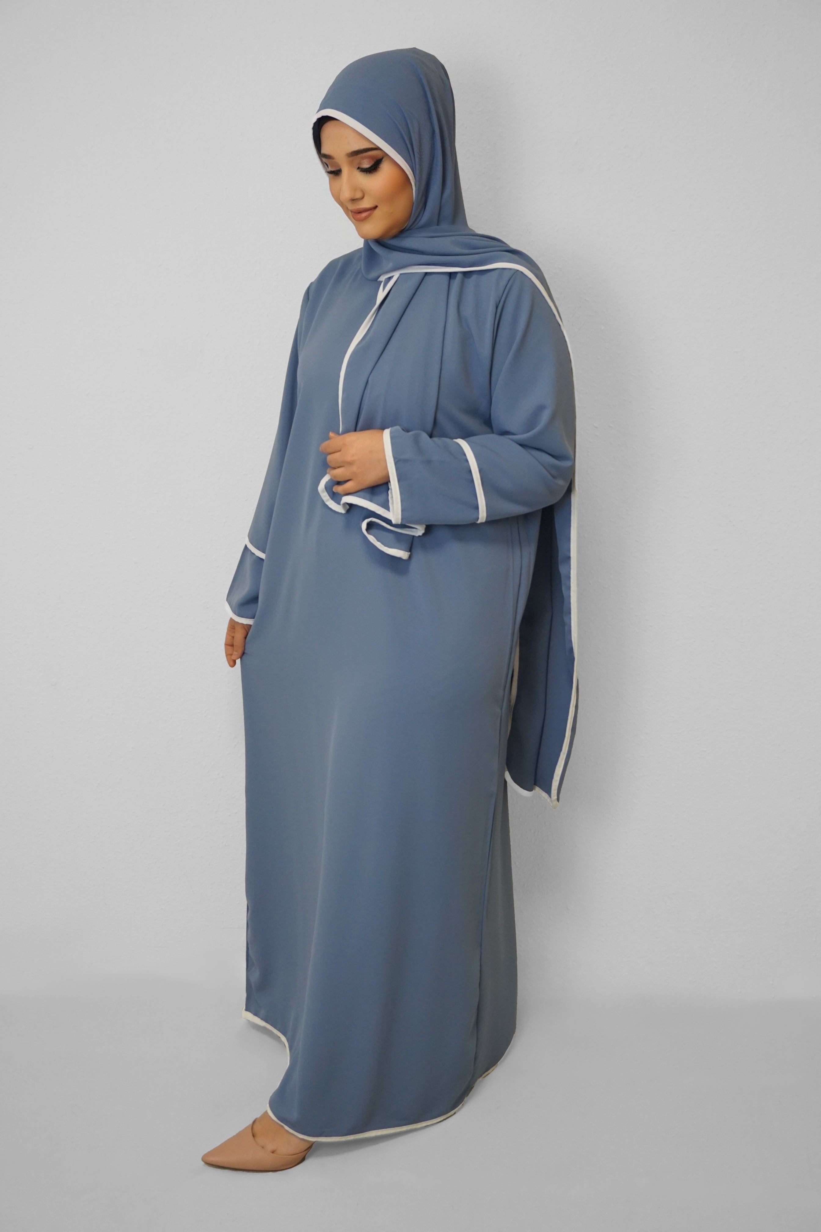 Abaya Kahleda Hellblau