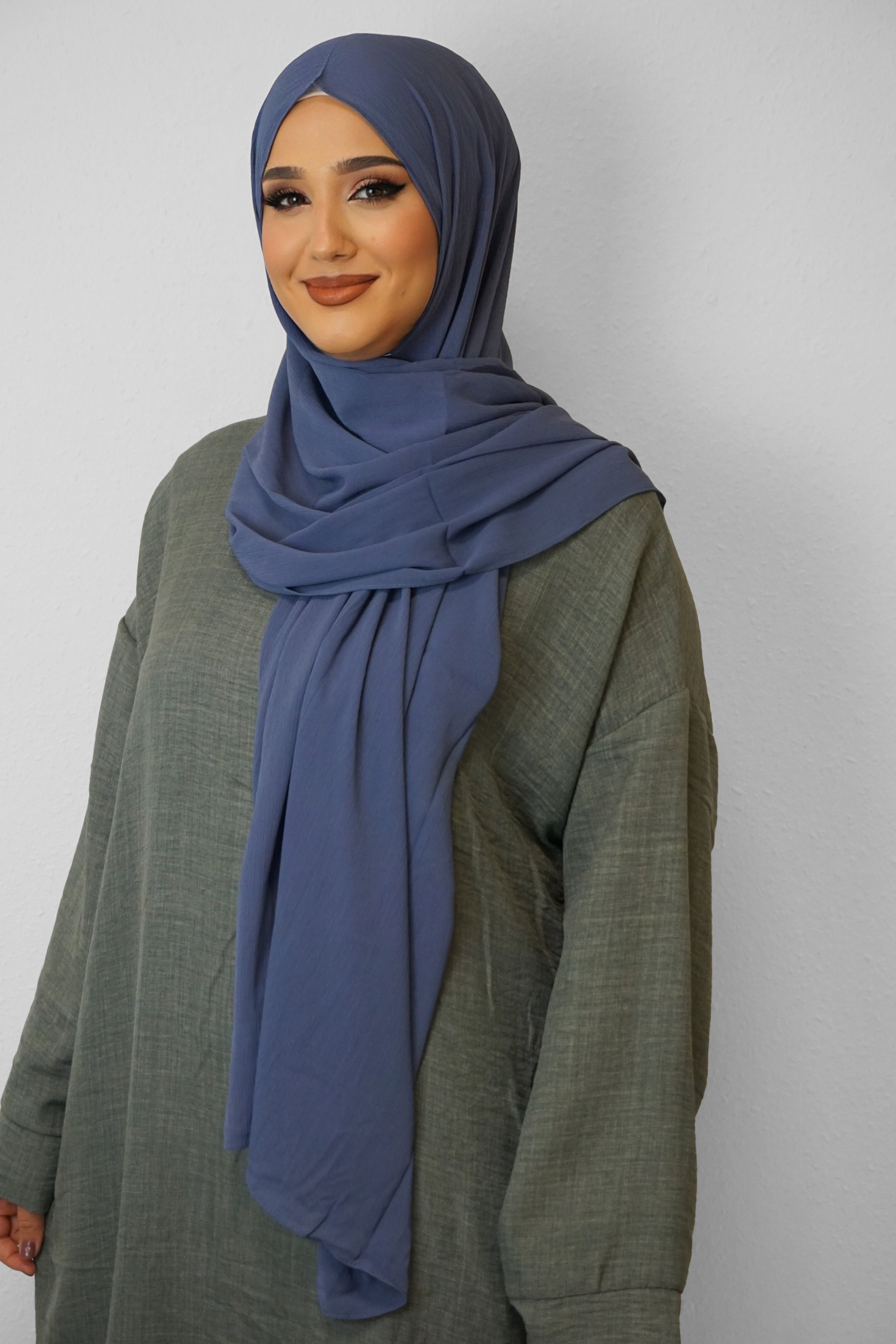 Crinkle Premium Chiffon Hijab Jeansblau