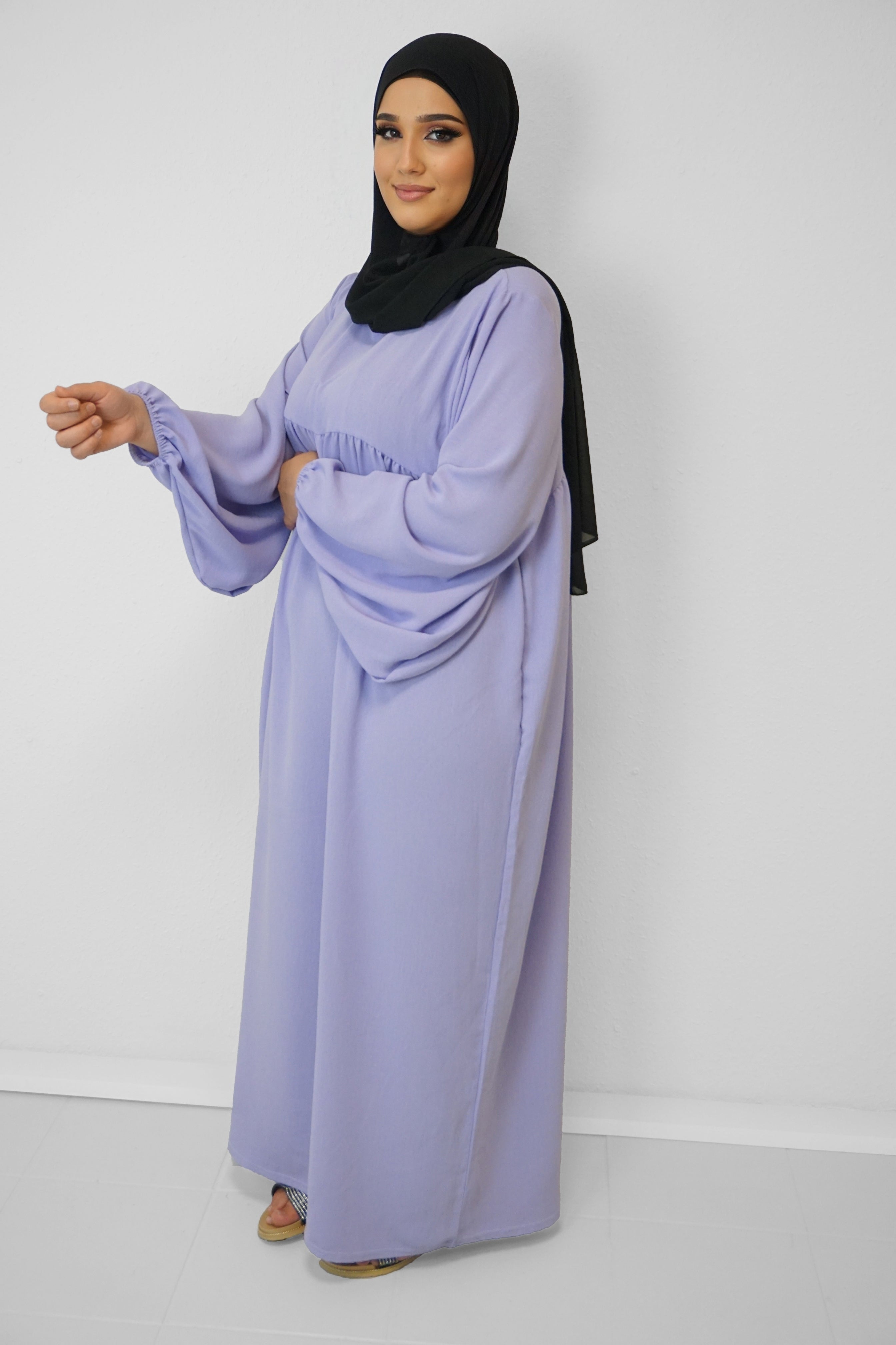 Abaya Faryal Flieder