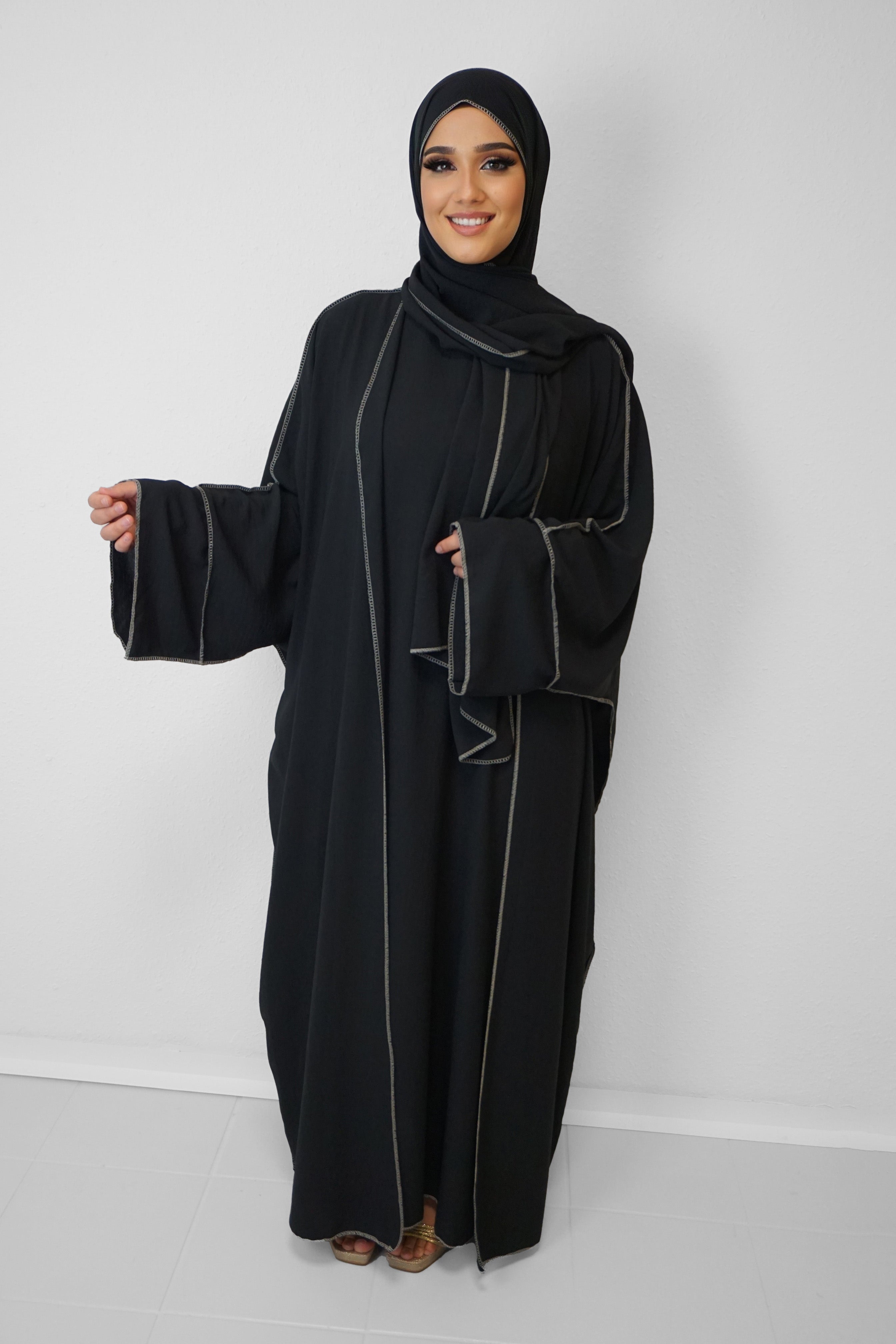 Abaya Naima Schwarz