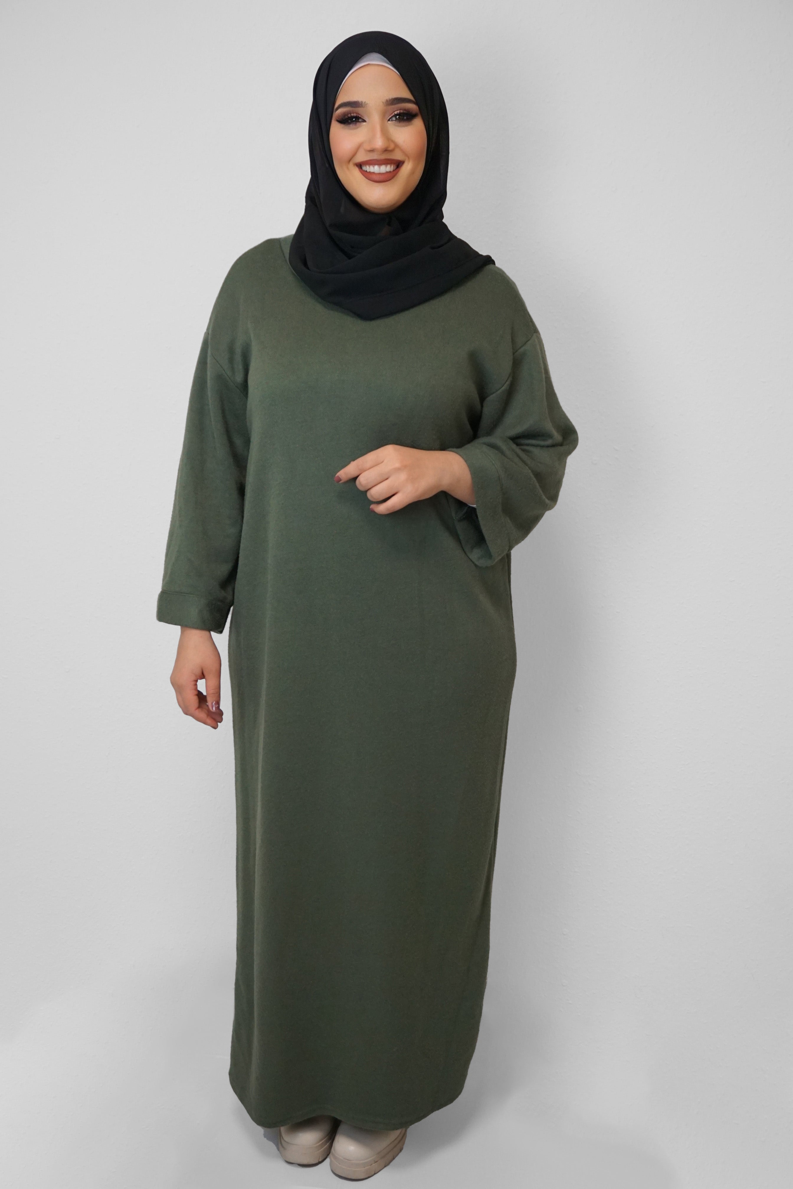 Maxi Strick-Kleid Nour Moosgrün