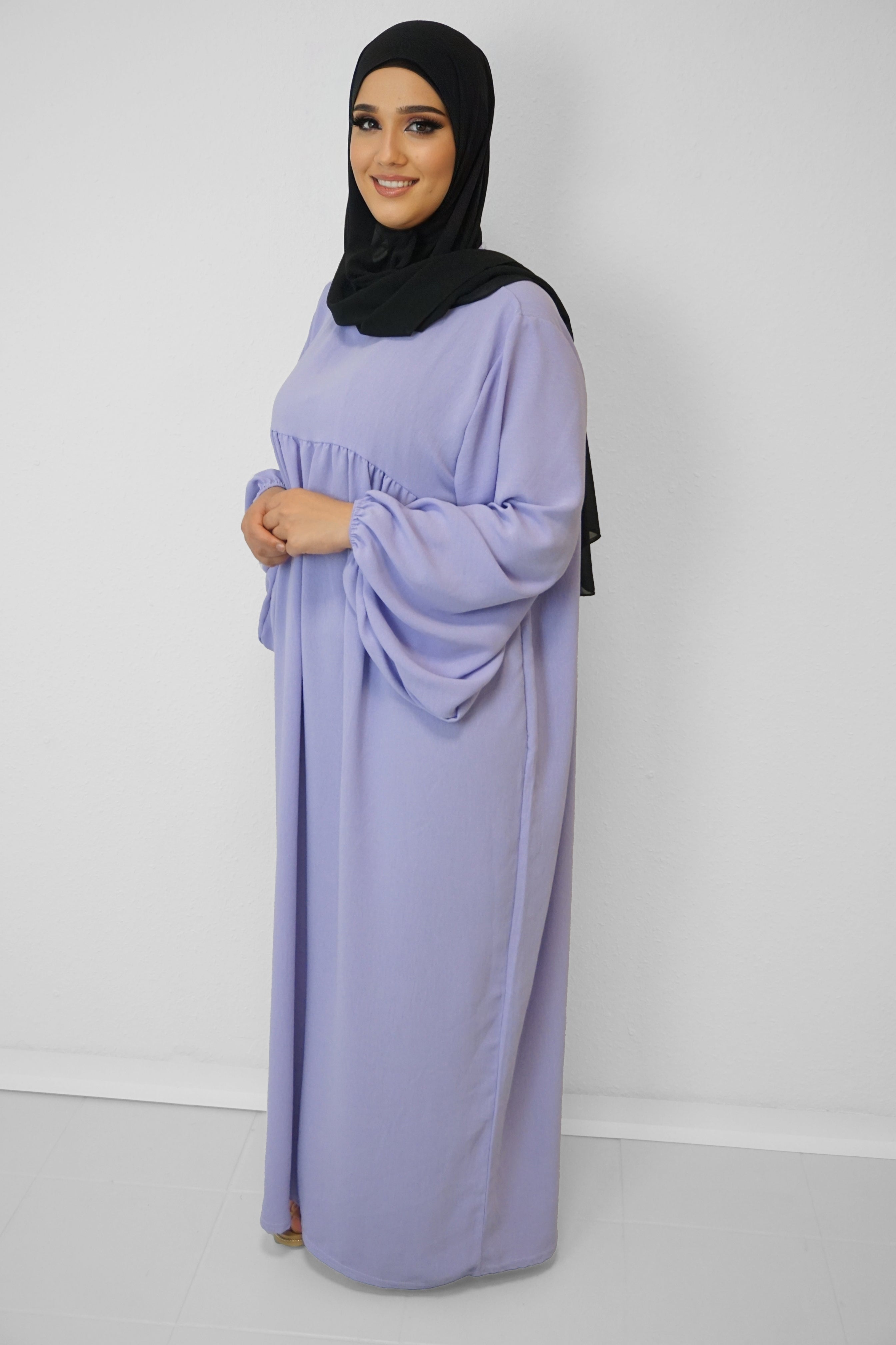 Abaya Faryal Flieder