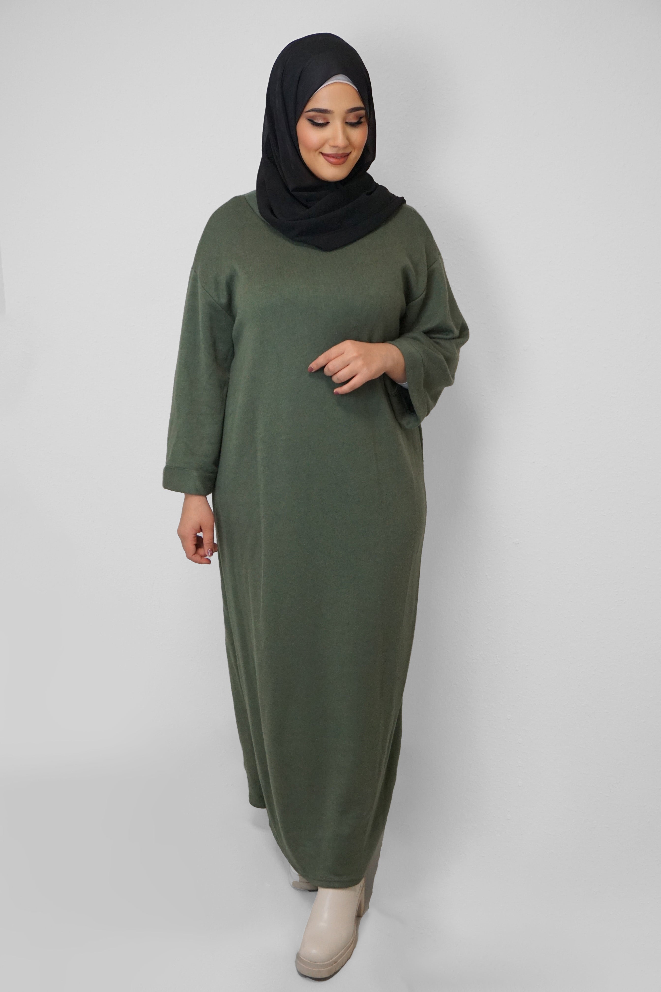 Maxi Strick-Kleid Nour Moosgrün