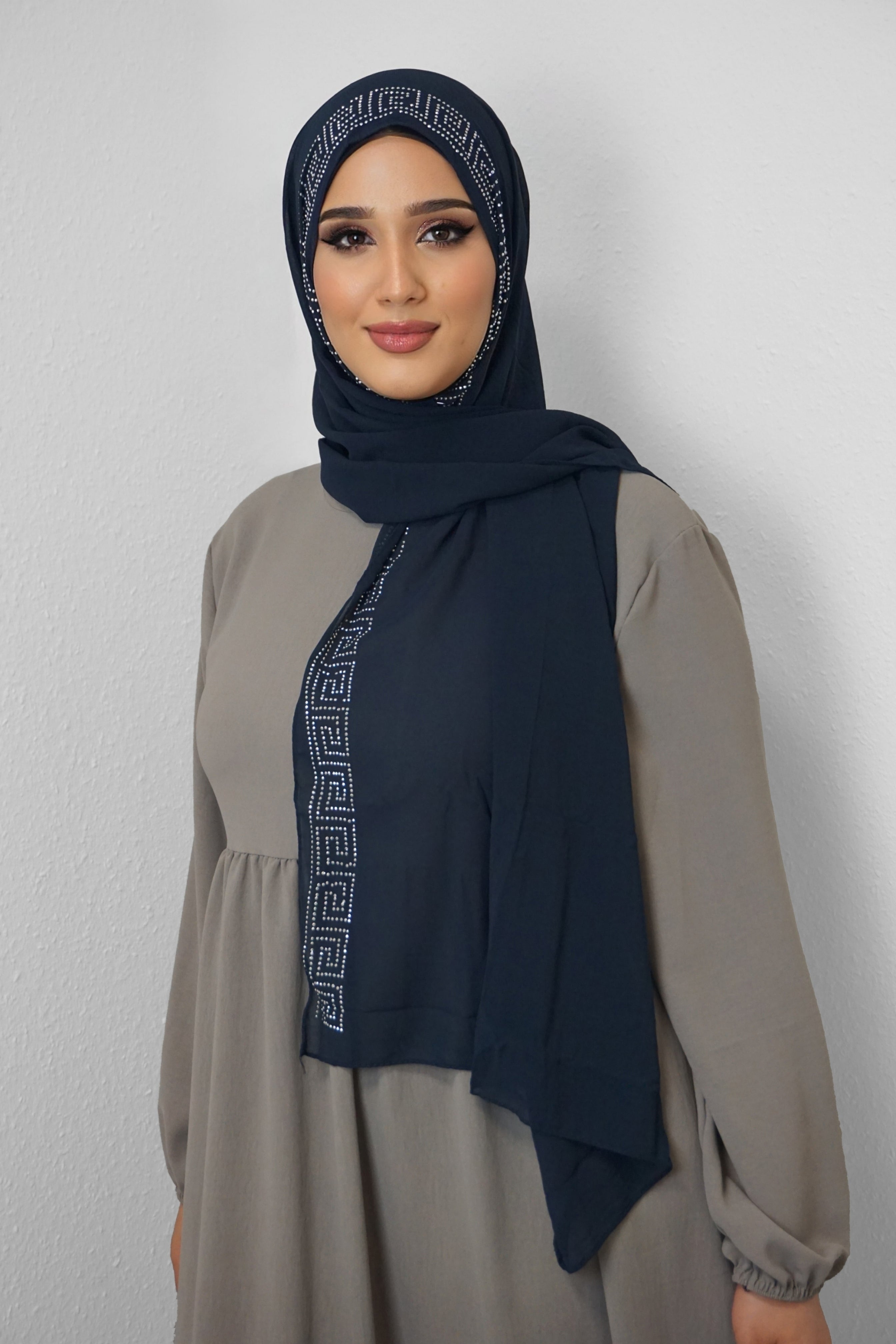 Chiffon Diamond Hijab Dunkelblau