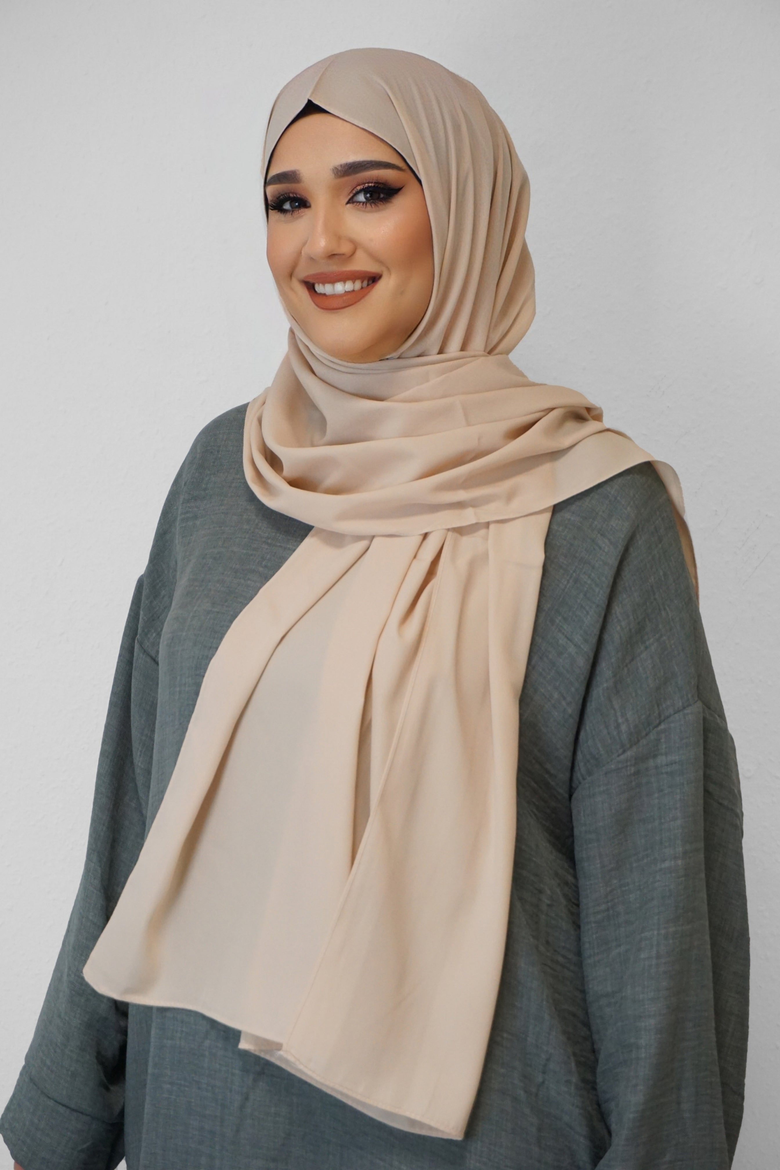 Medina Hijab Beige