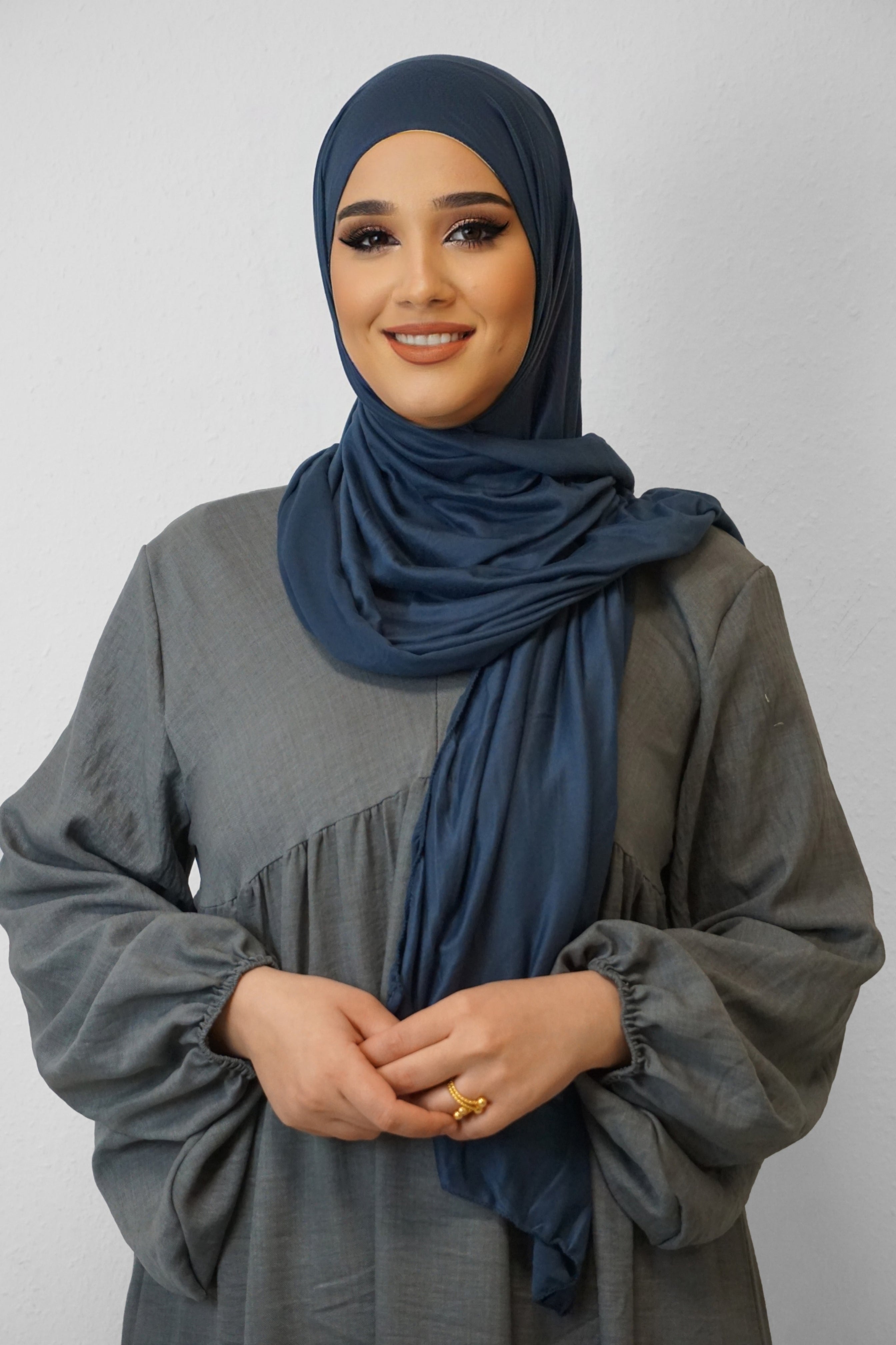 Jersey Hijab Fiza Dunkelblau 3