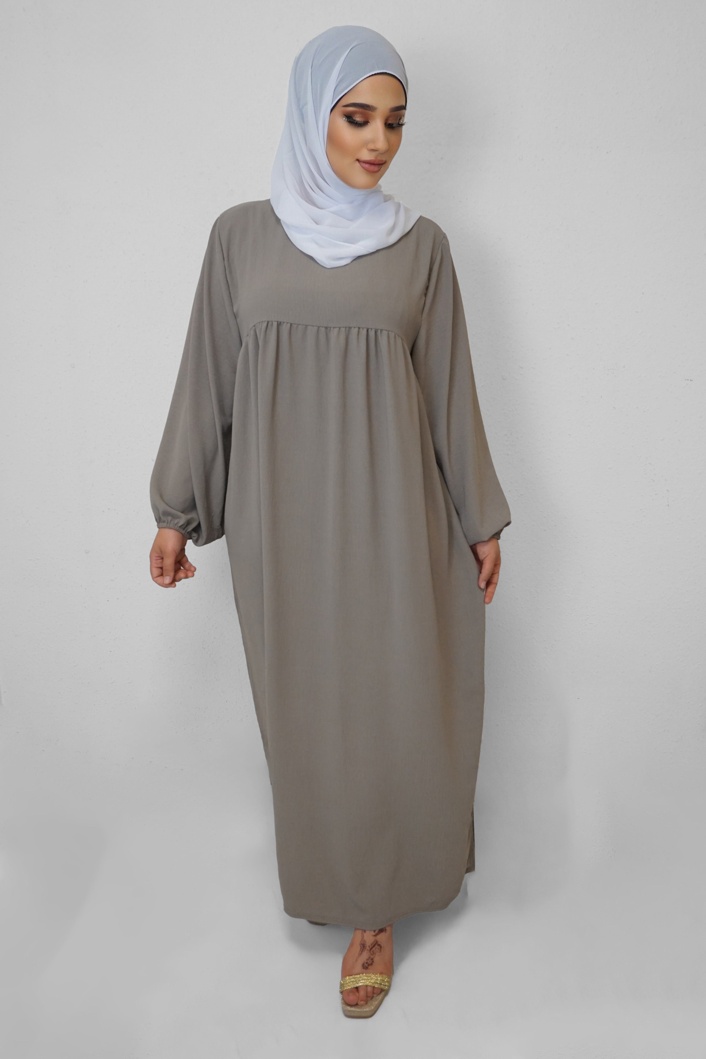 Abaya Faryal Taupe