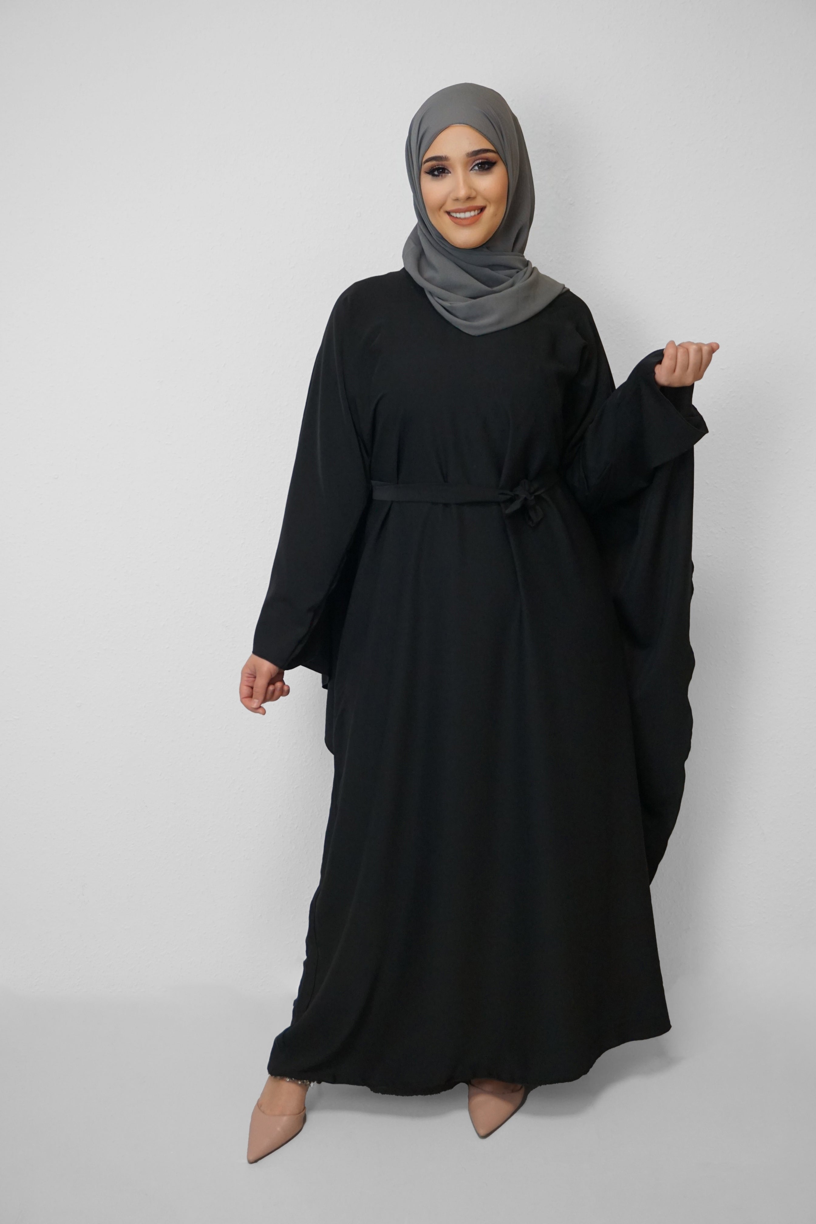 Abaya Essra Schwarz