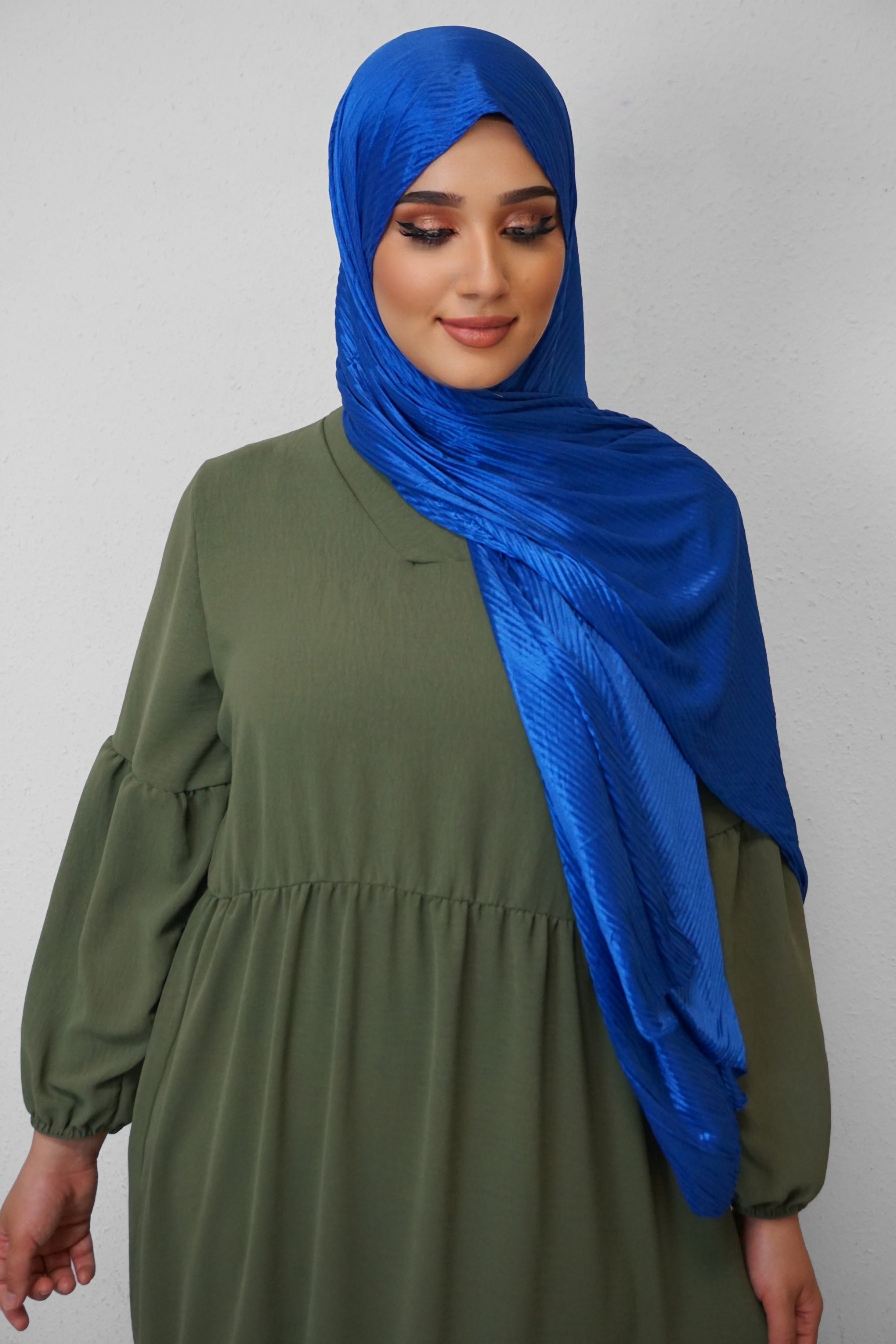 Satin Hijab Plissiert Jeansblau