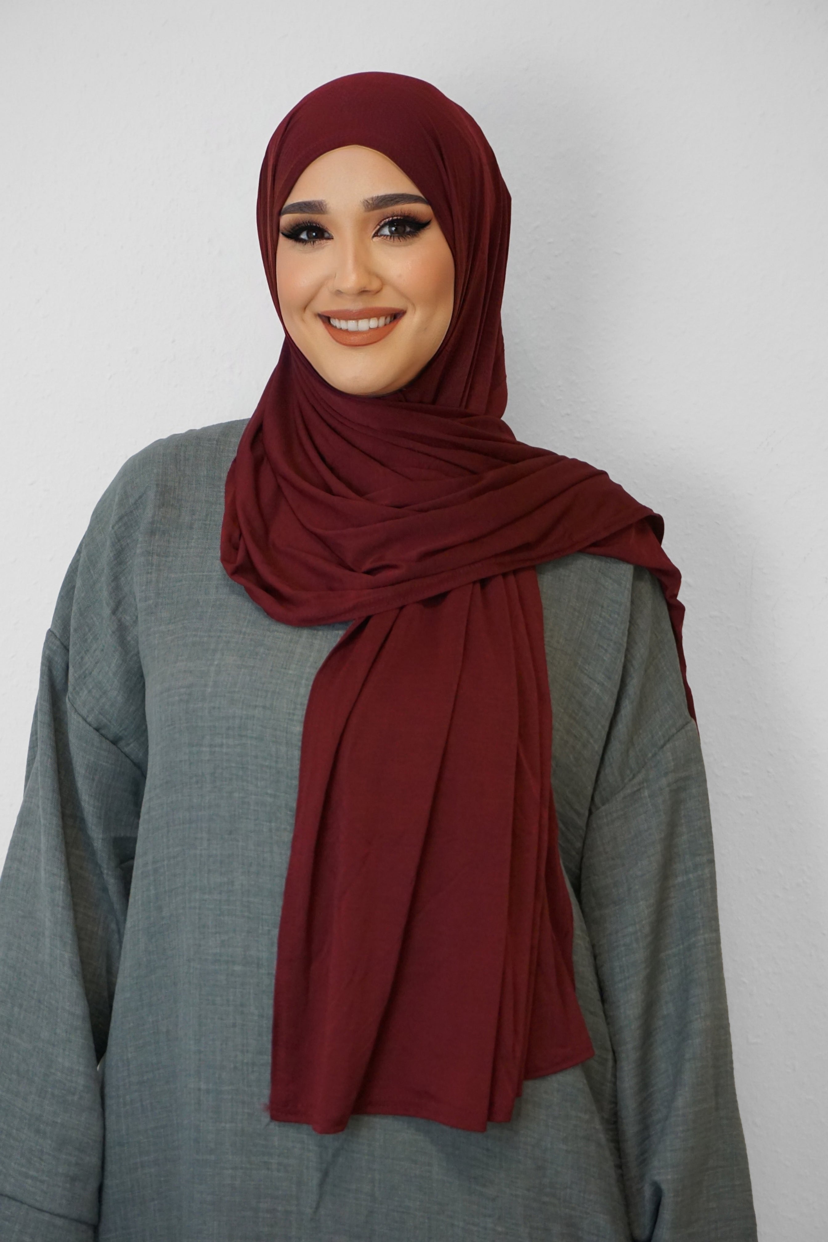 Premium Jersey Hijab Bordeaux