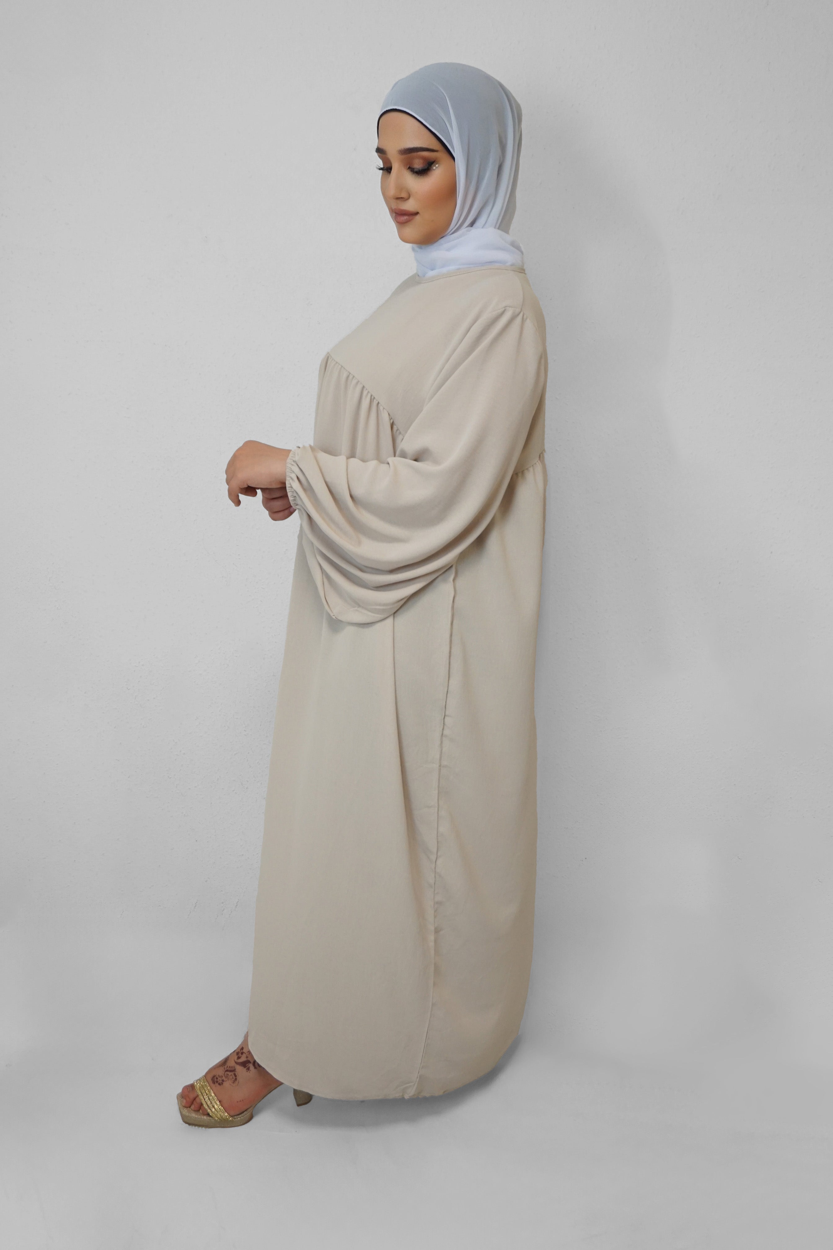 Abaya Faryal Elfenbein