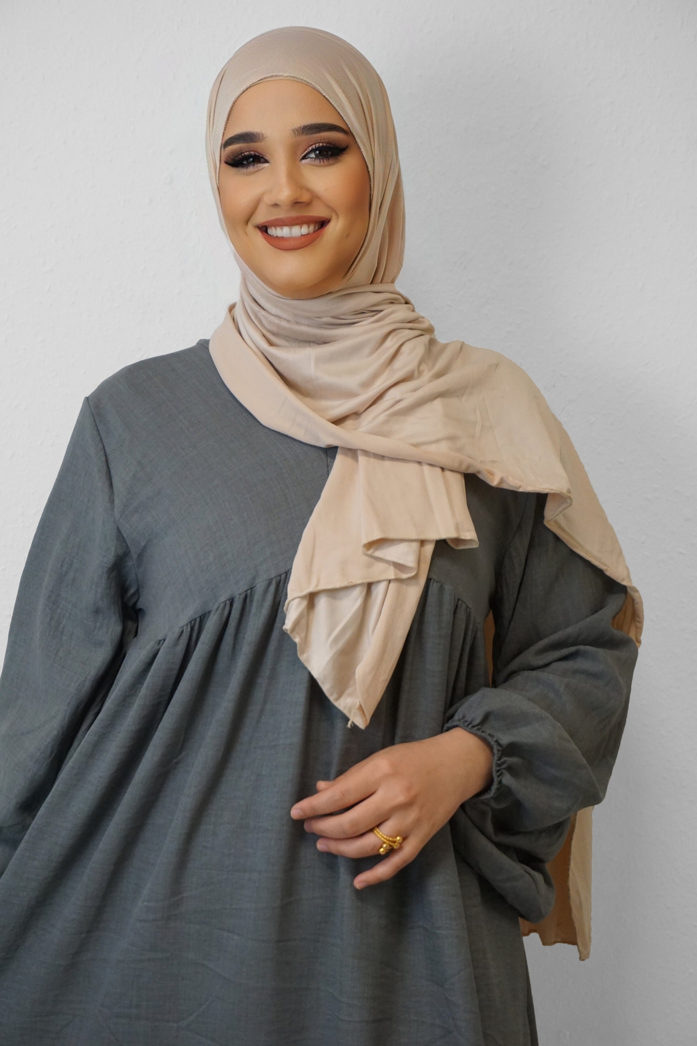 Jersey Hijab Fiza Light-Sand