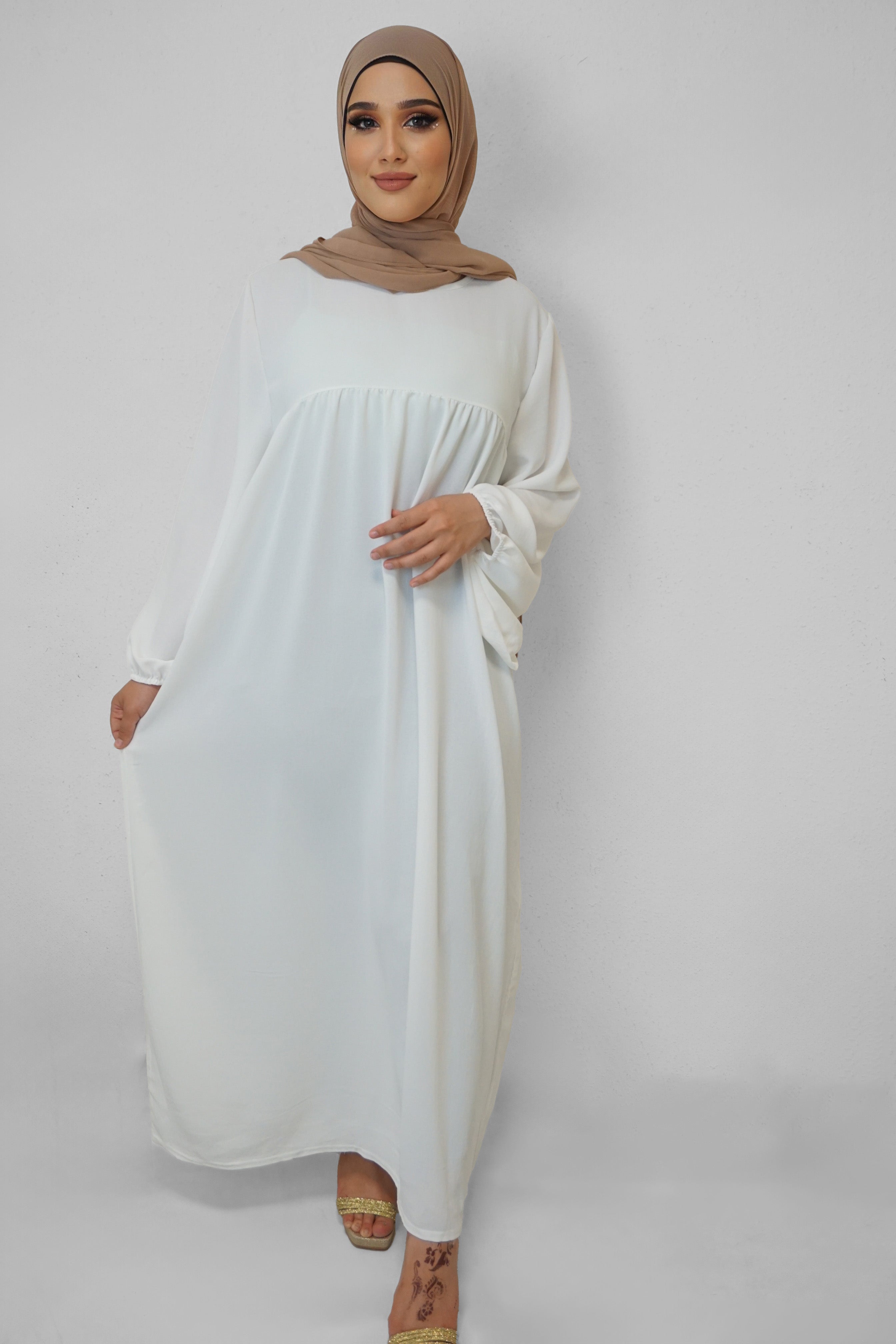 Abaya Faryal Weiss