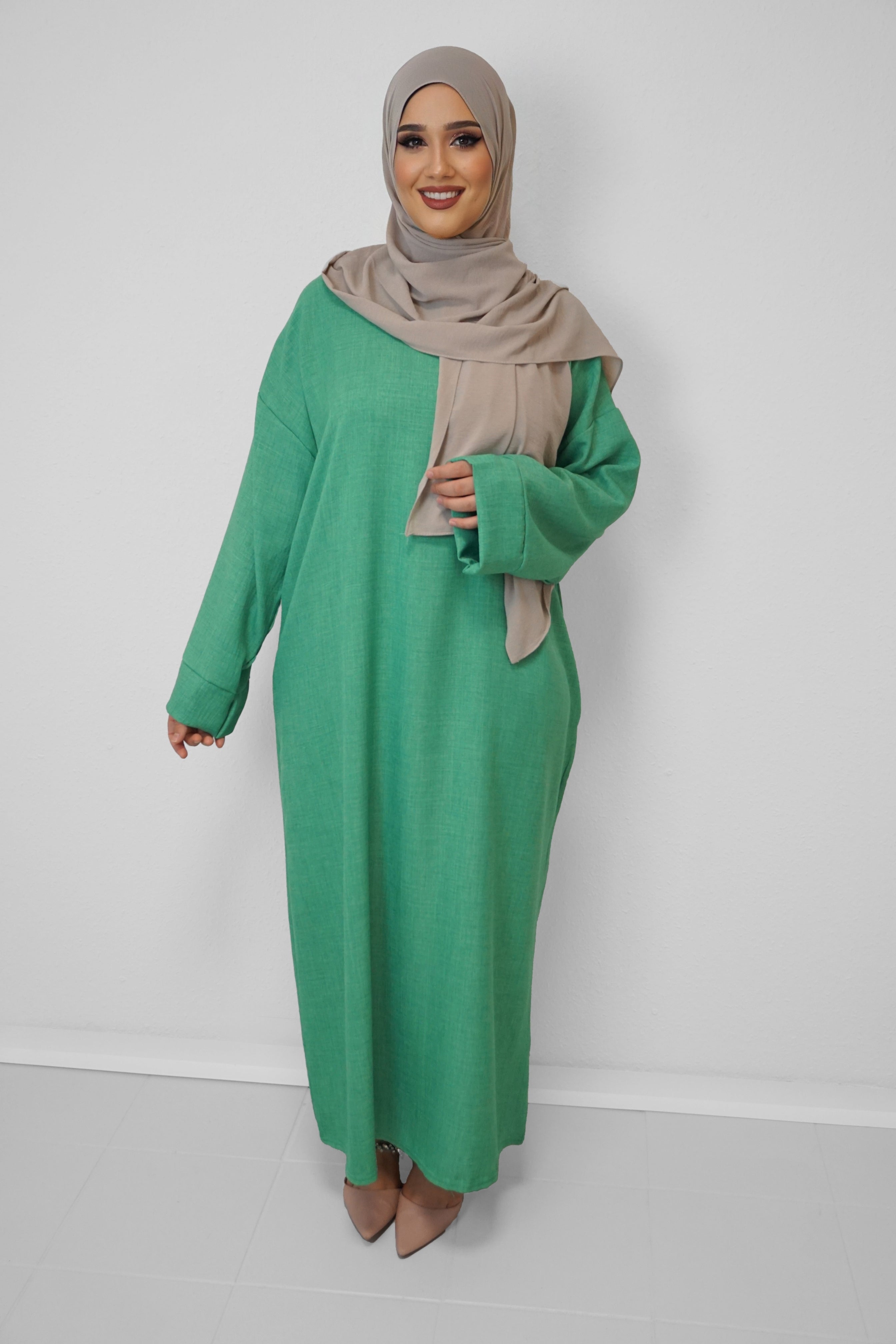 Abaya Bouchra Grün