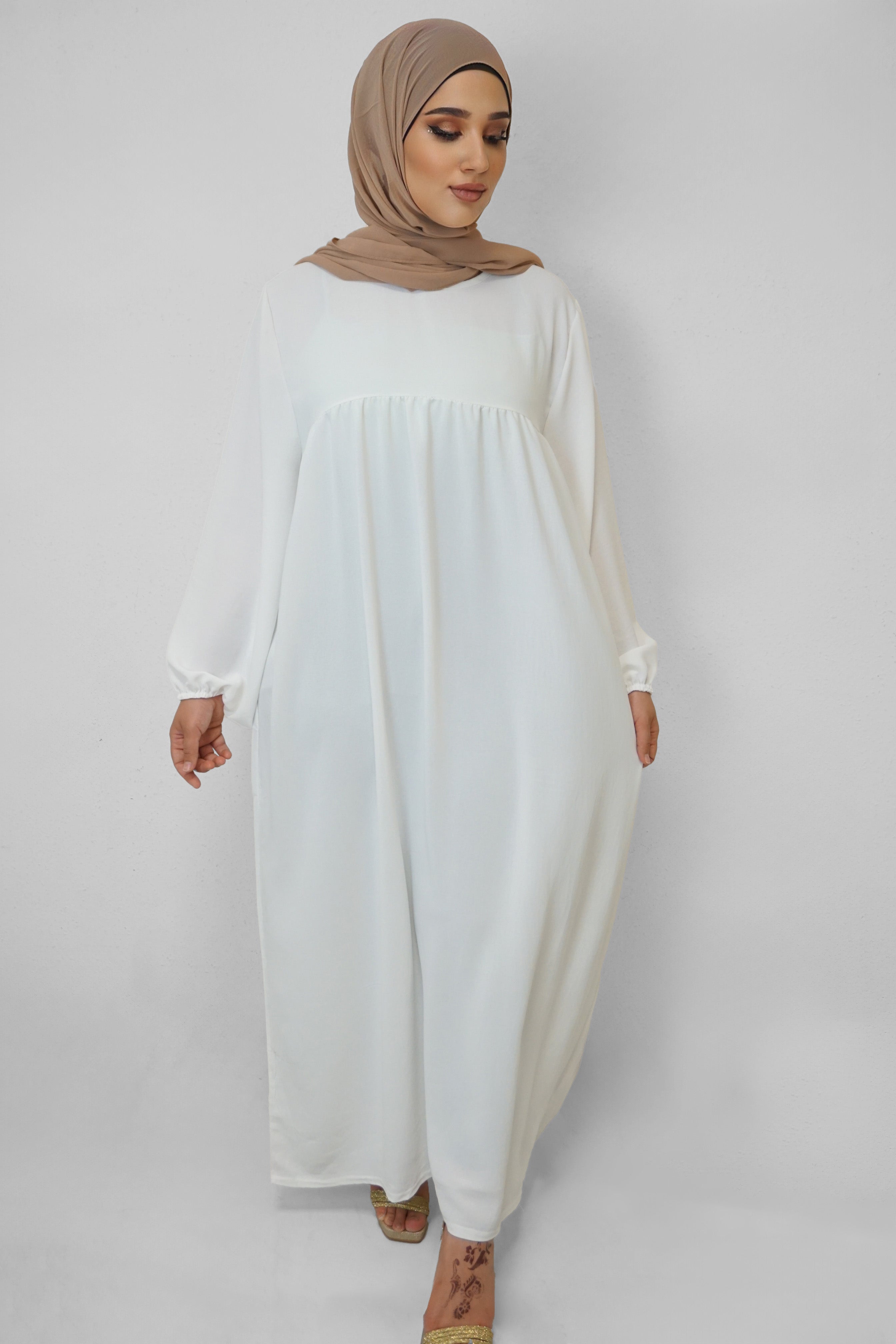 Abaya Faryal Weiss