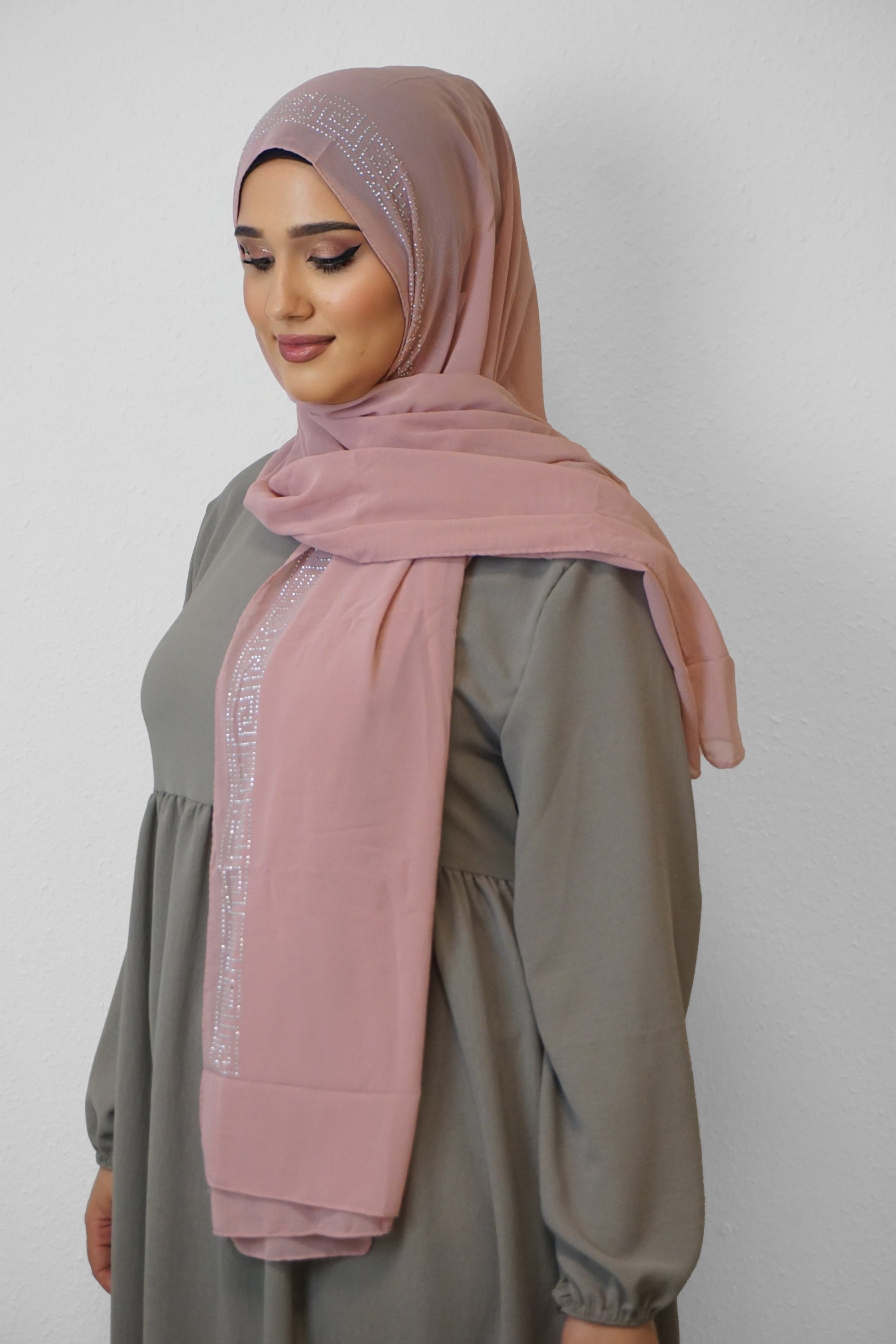 Chiffon Diamond Hijab Blush