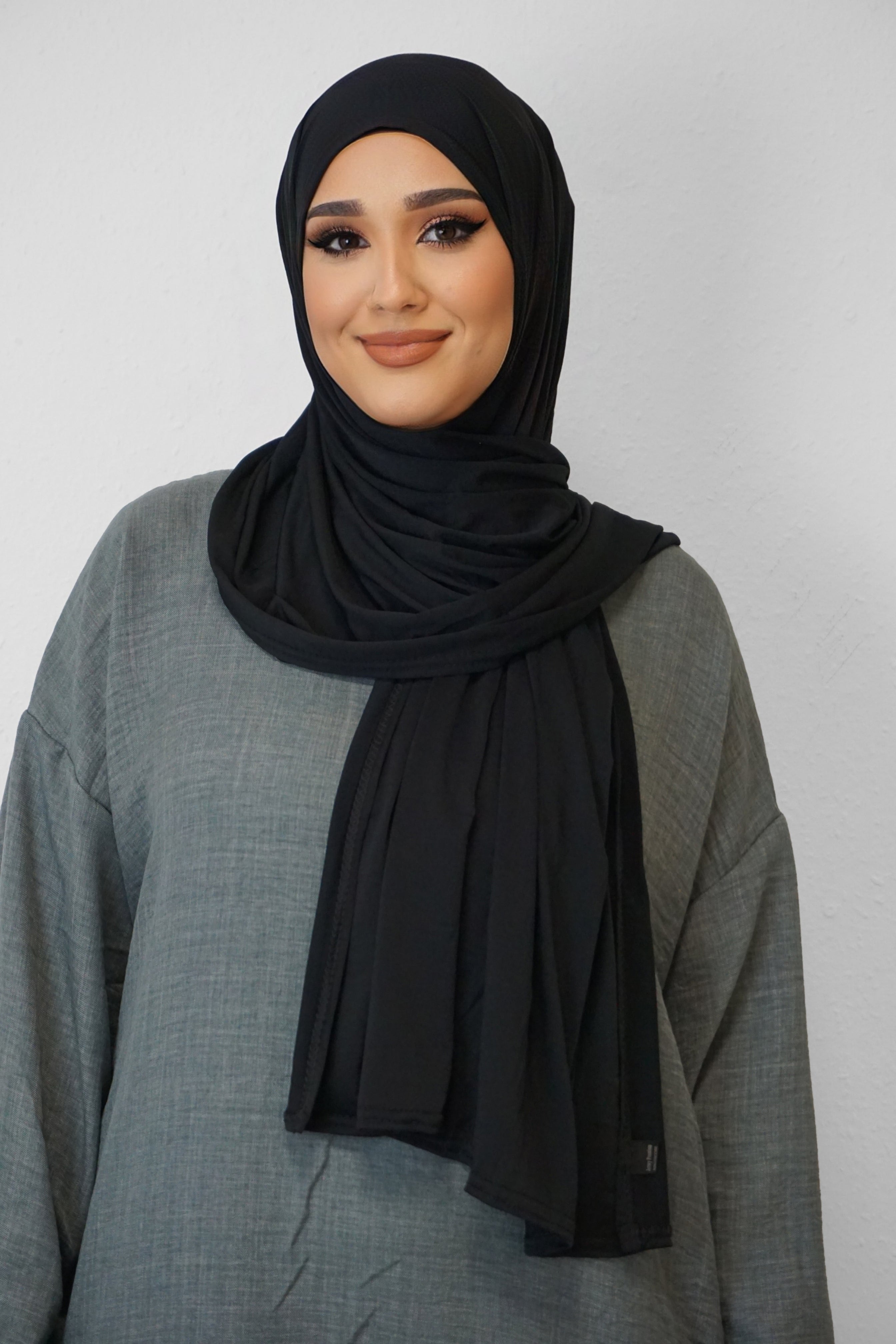 Premium Jersey Hijab Schwarz