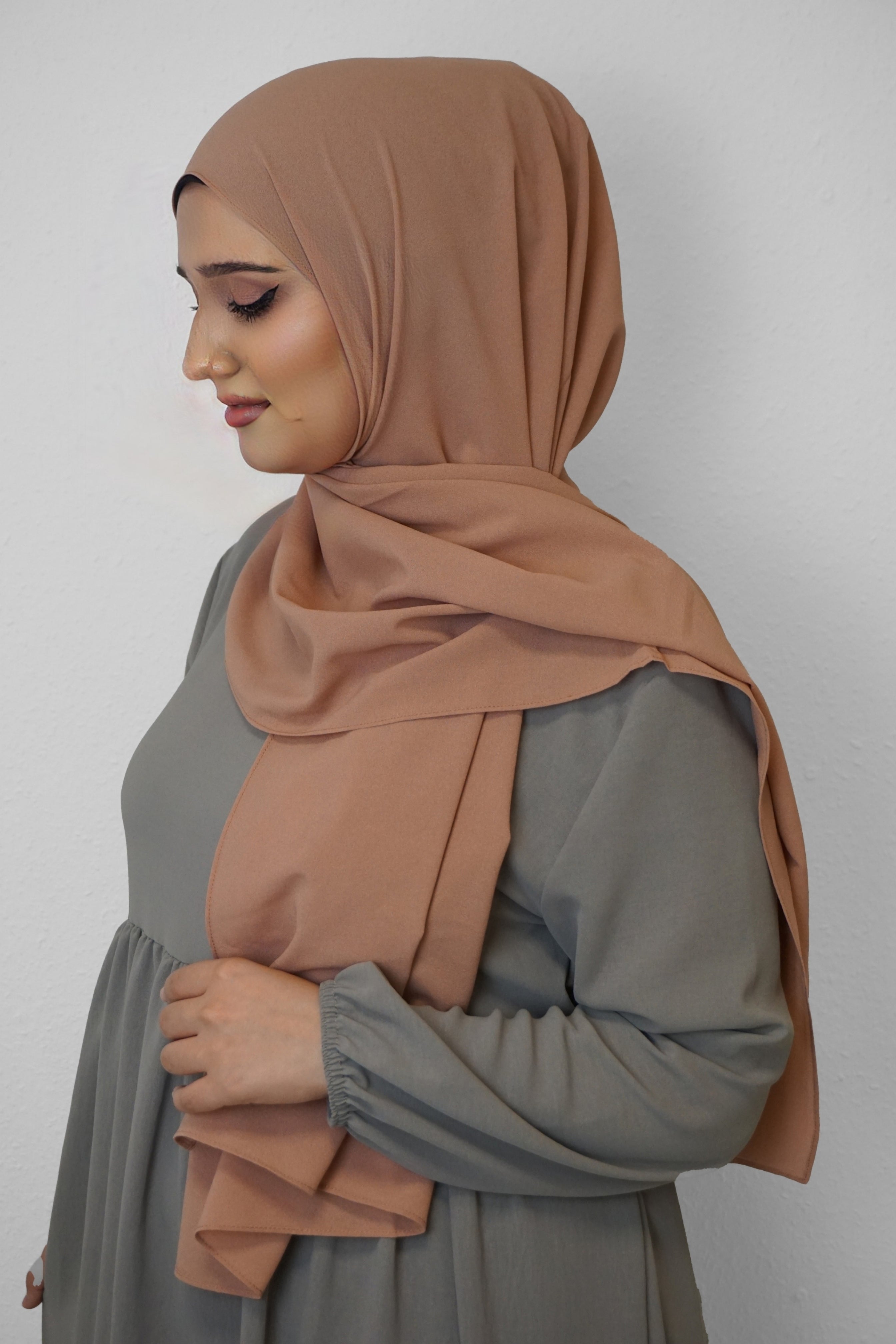 Crep Hijab Karamell