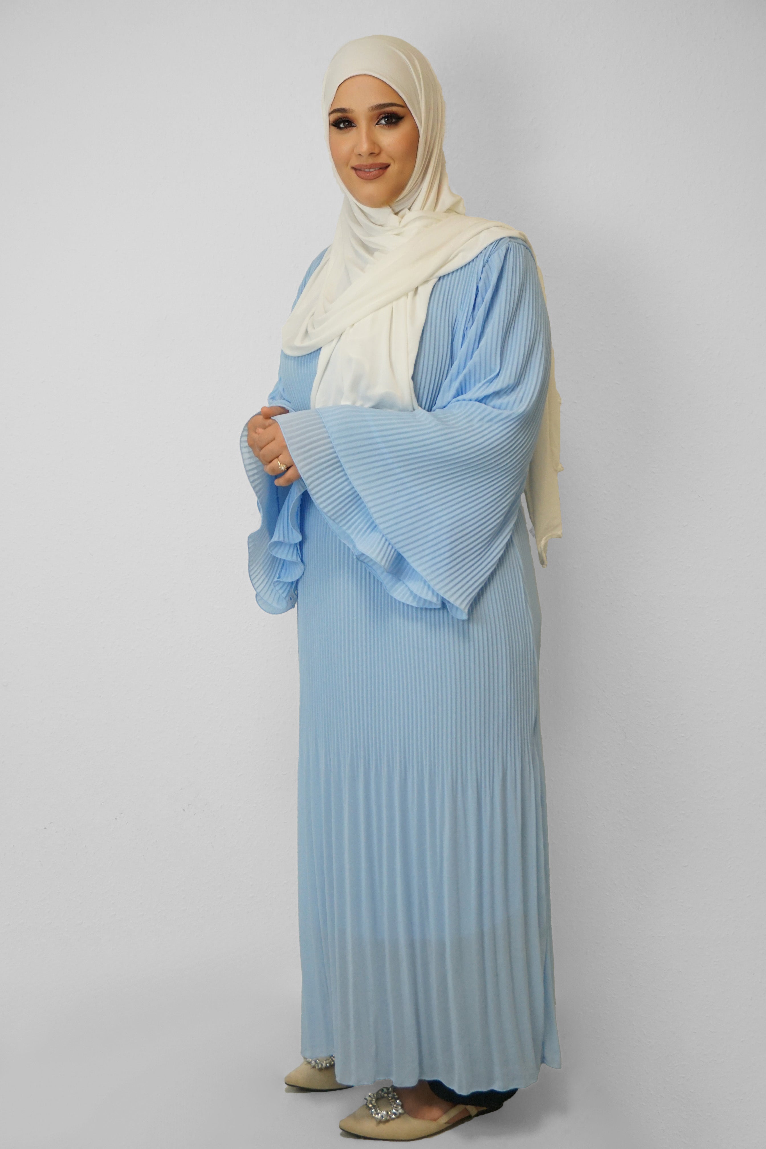 Abaya Kinza Babyblau