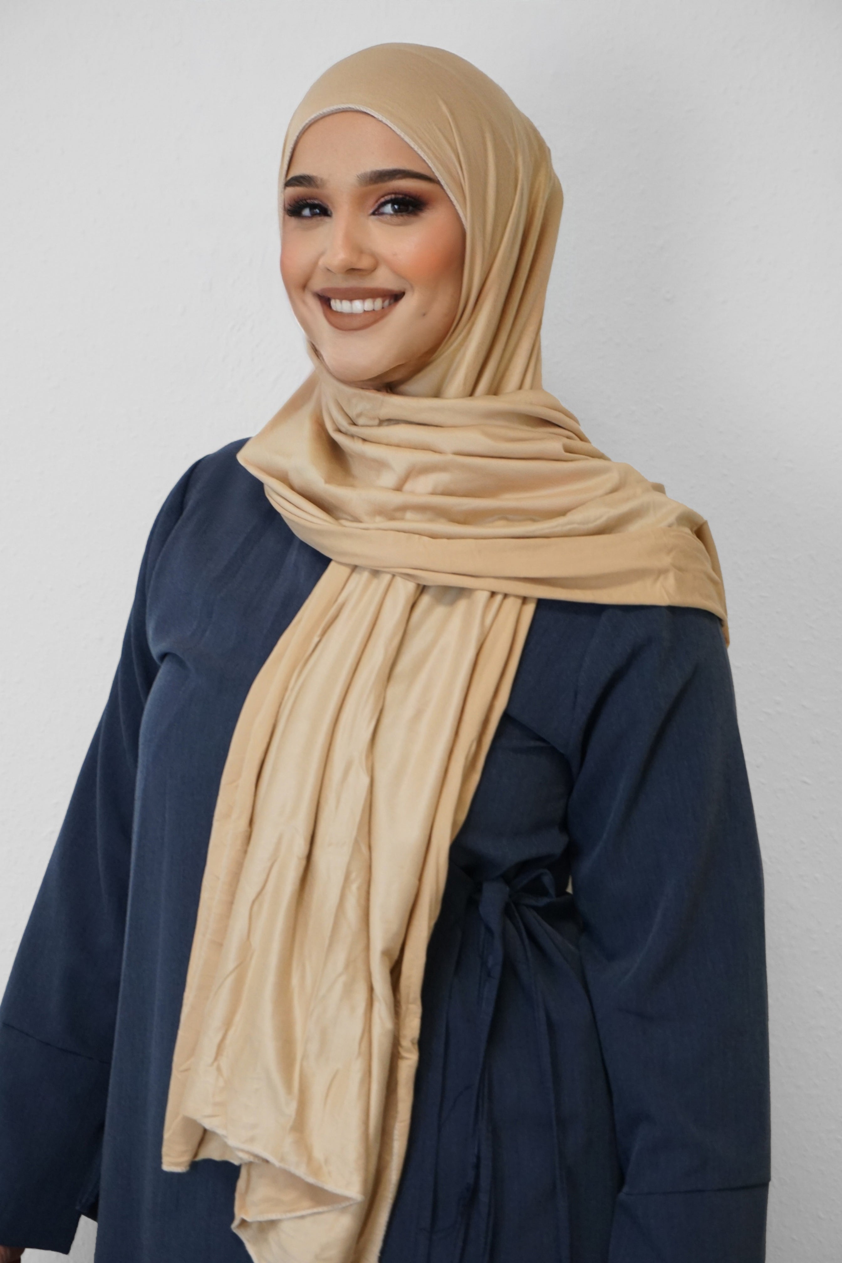 Jersey Hijab Fiza Beige