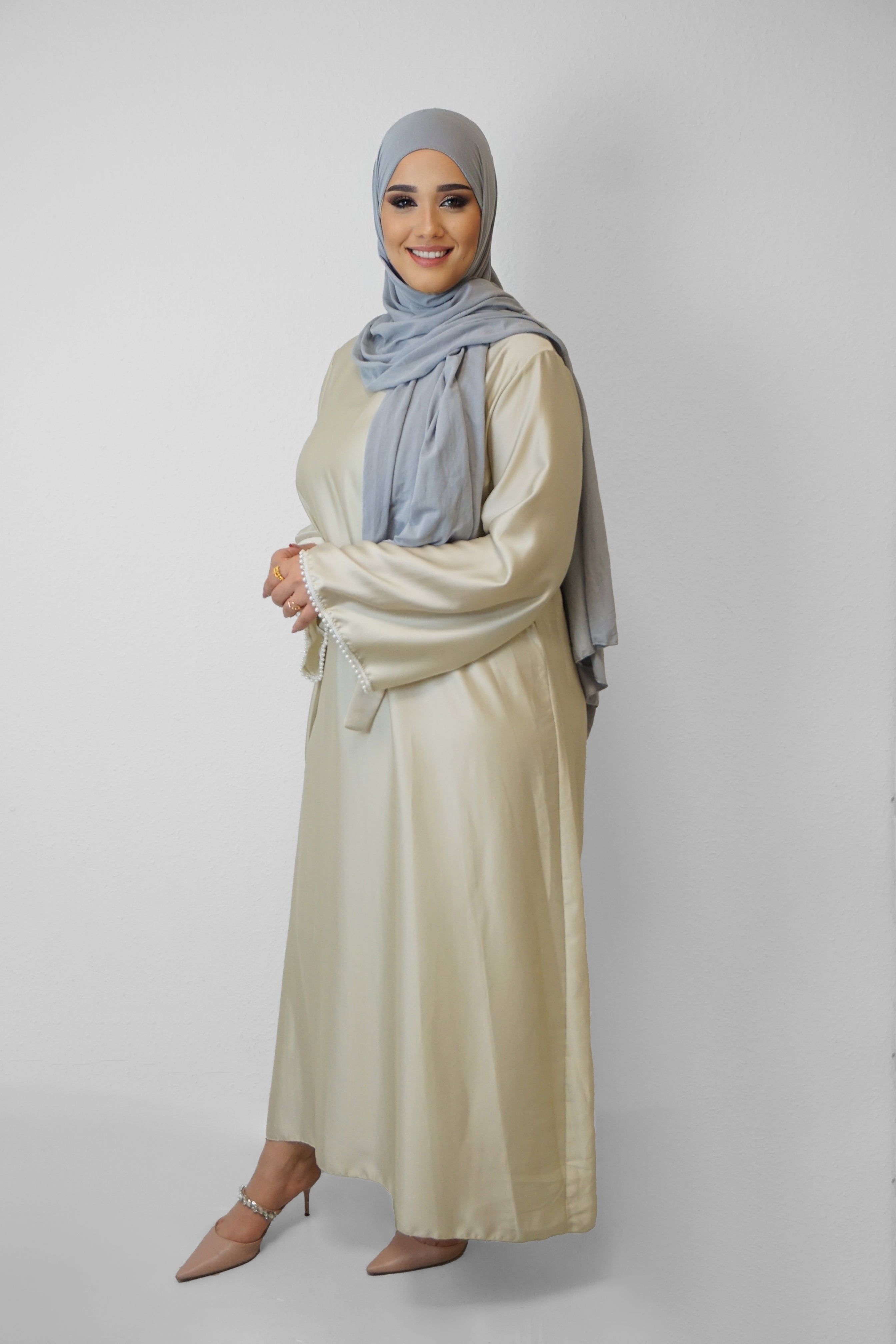 Elonora Abaya Beige