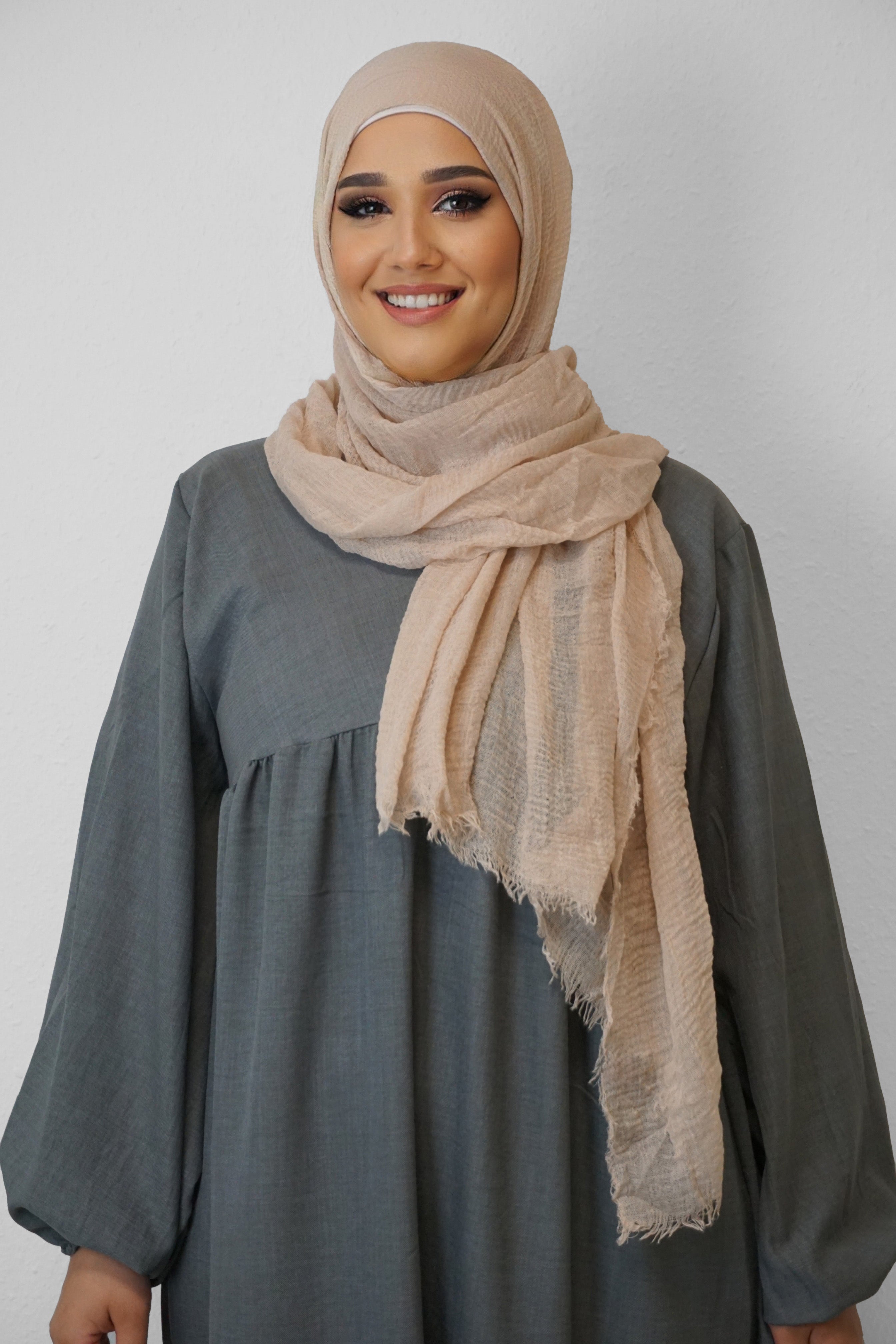 Daily Hijab Dalia Beige