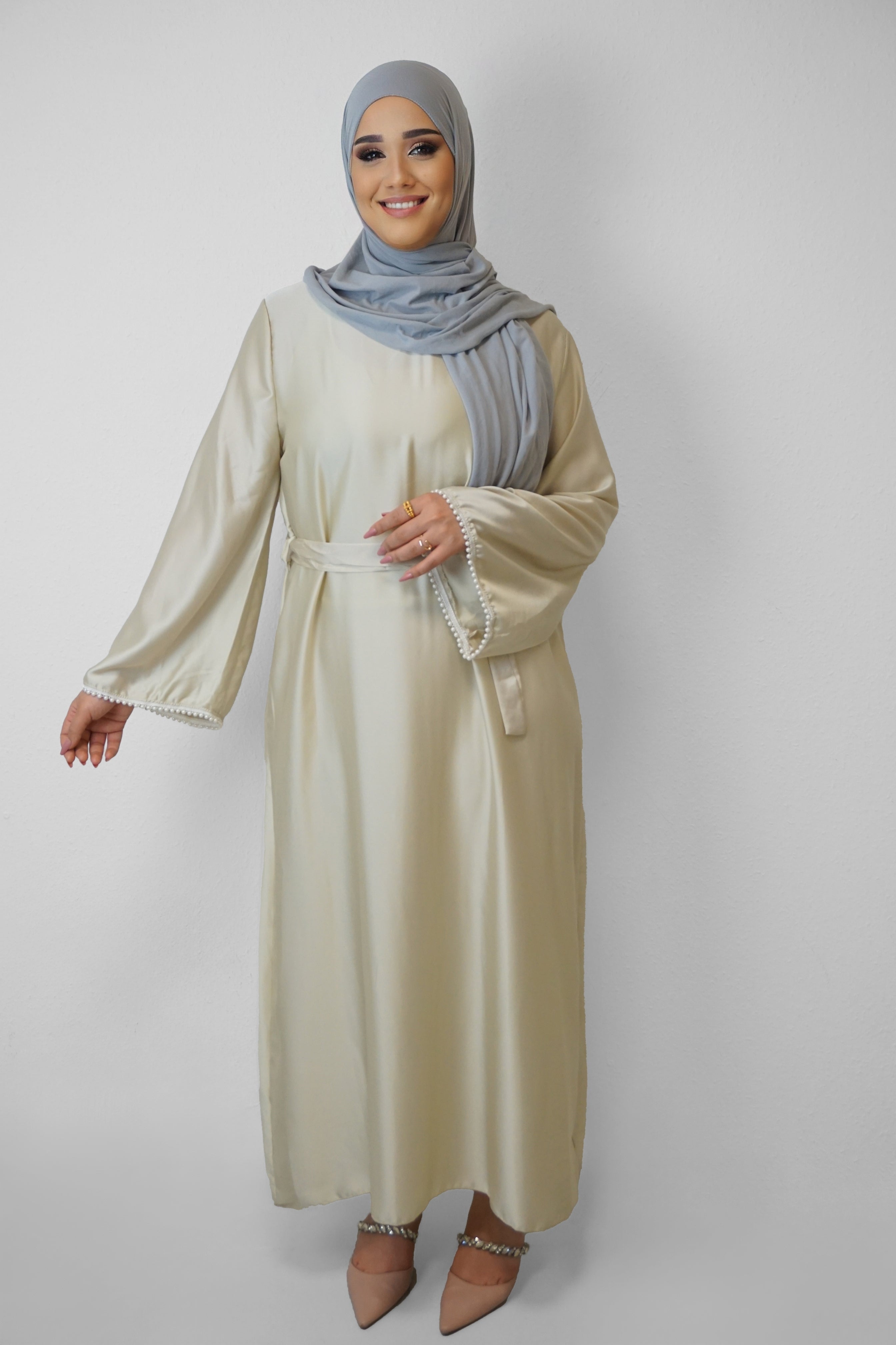 Elonora Abaya Beige