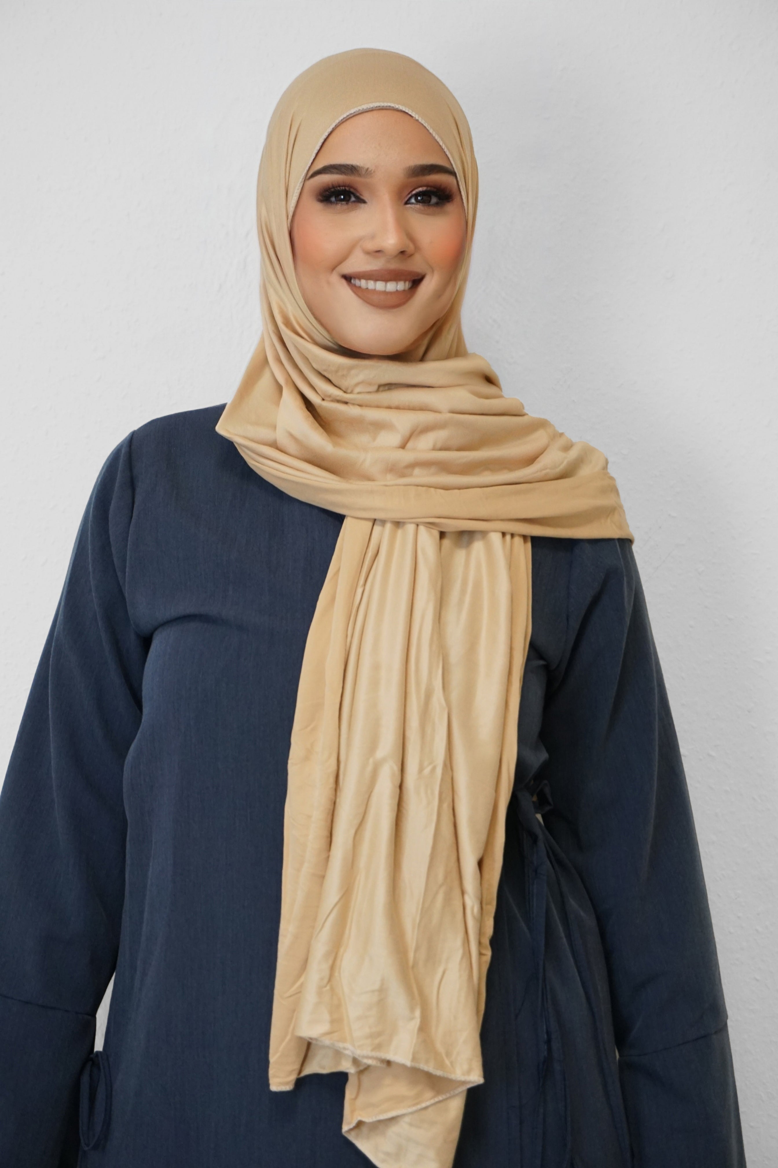 Jersey Hijab Fiza Beige