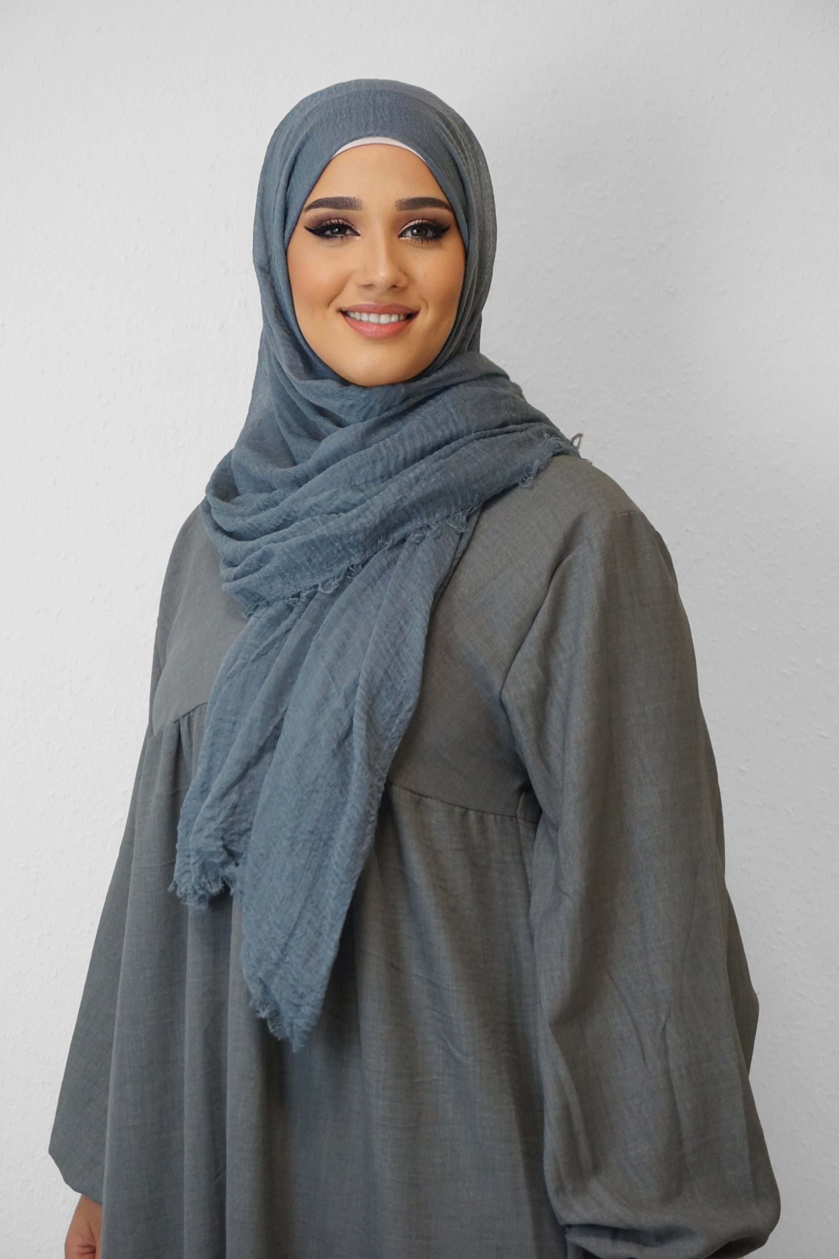 Daily Hijab Dalia Blaugrau