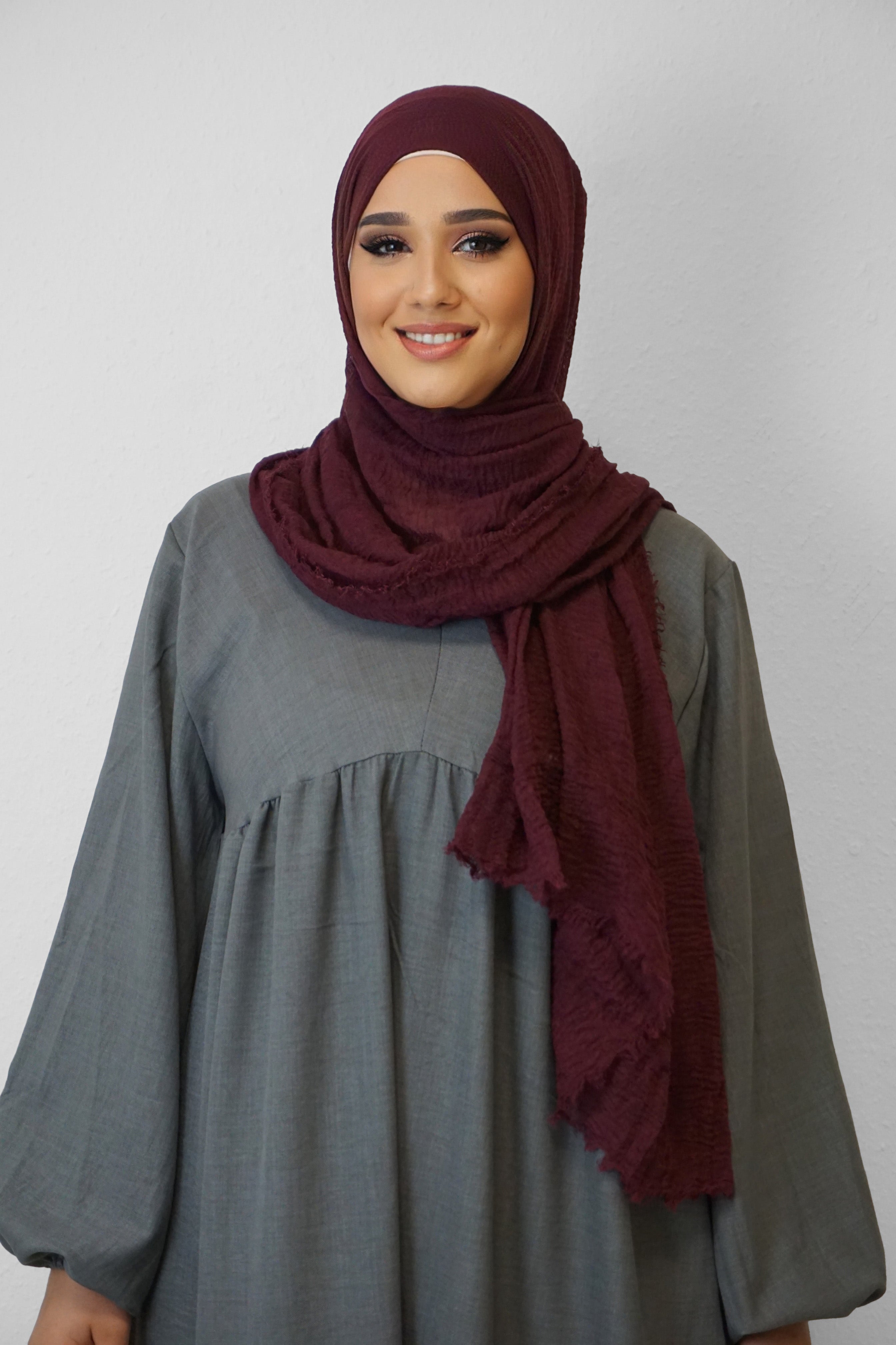 Daily Hijab Dalia Bordeaux