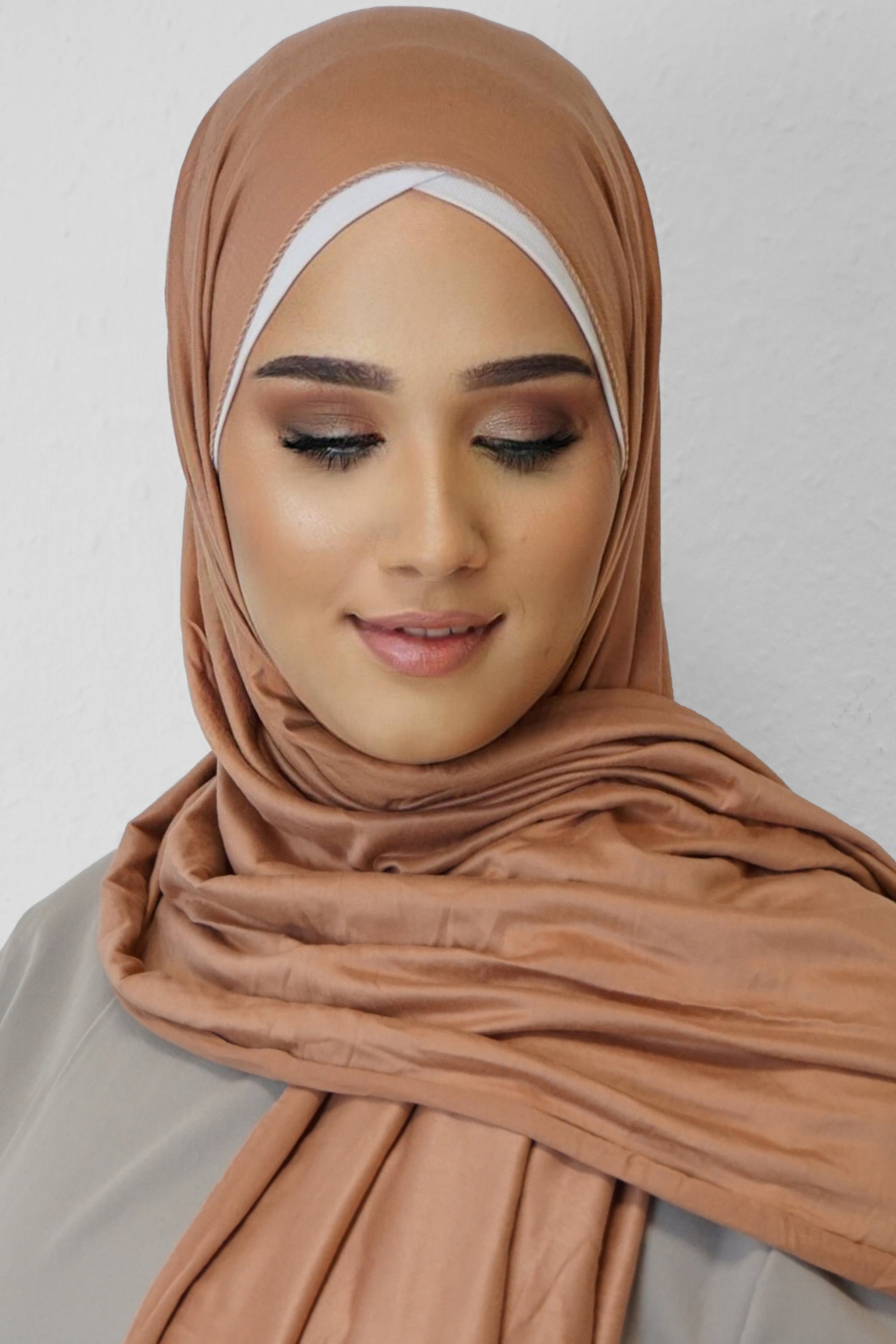 Jersey Hijab Fiza Caramel 1