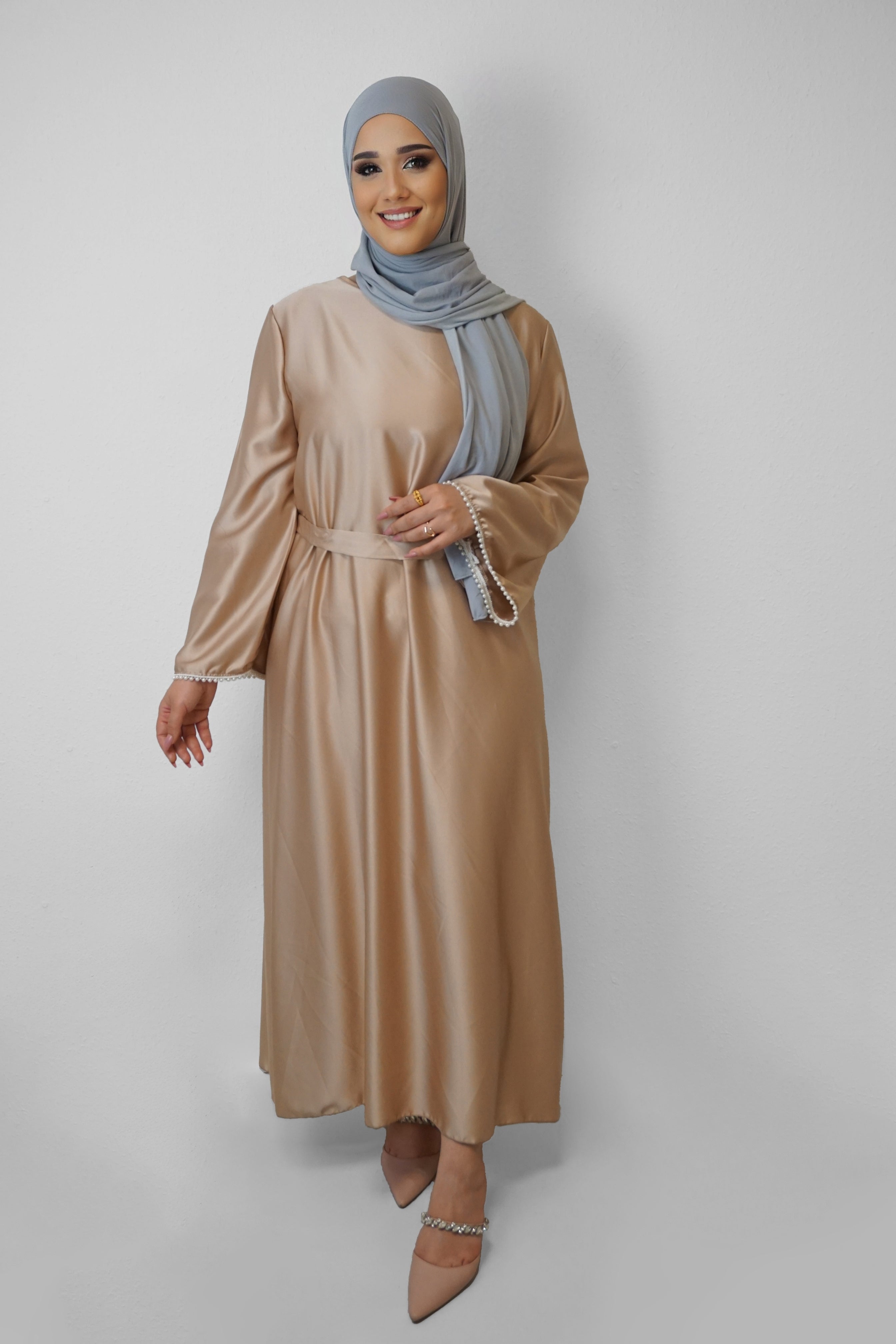 Elonora Abaya Caramell