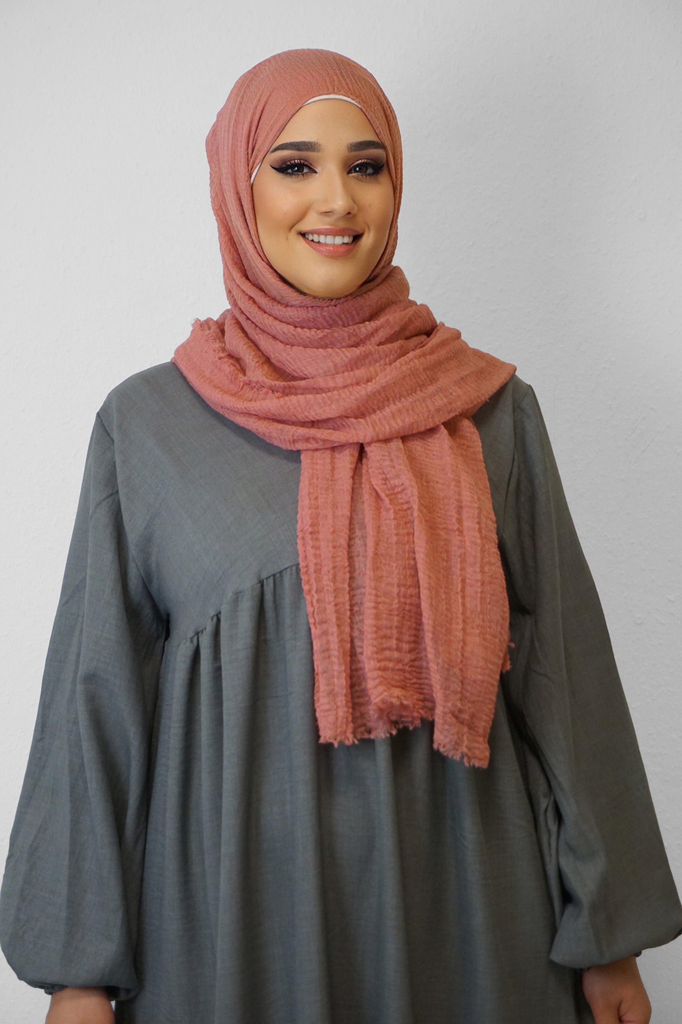 Daily Hijab Dalia Dark-Blush