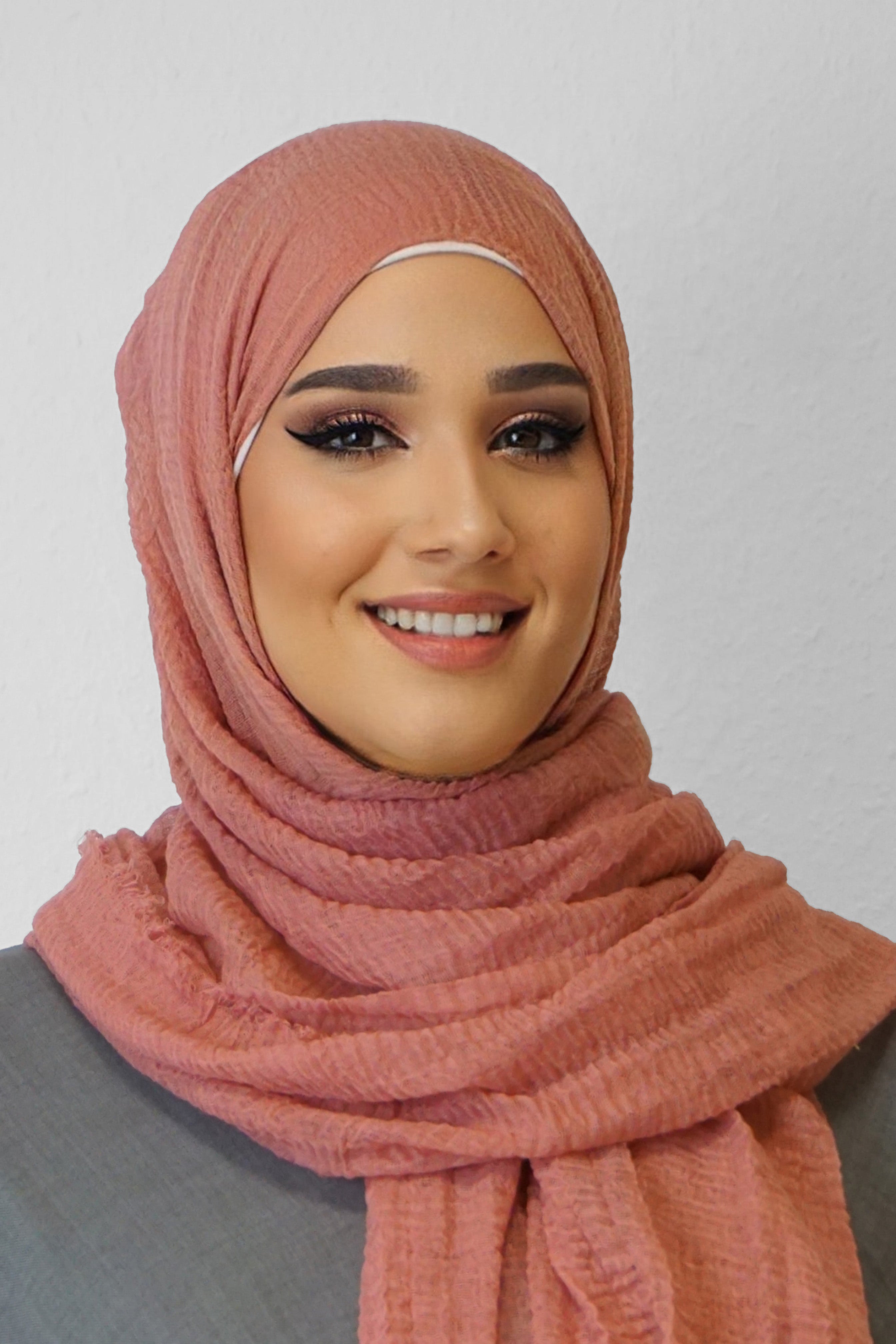 Daily Hijab Dalia Dark-Blush