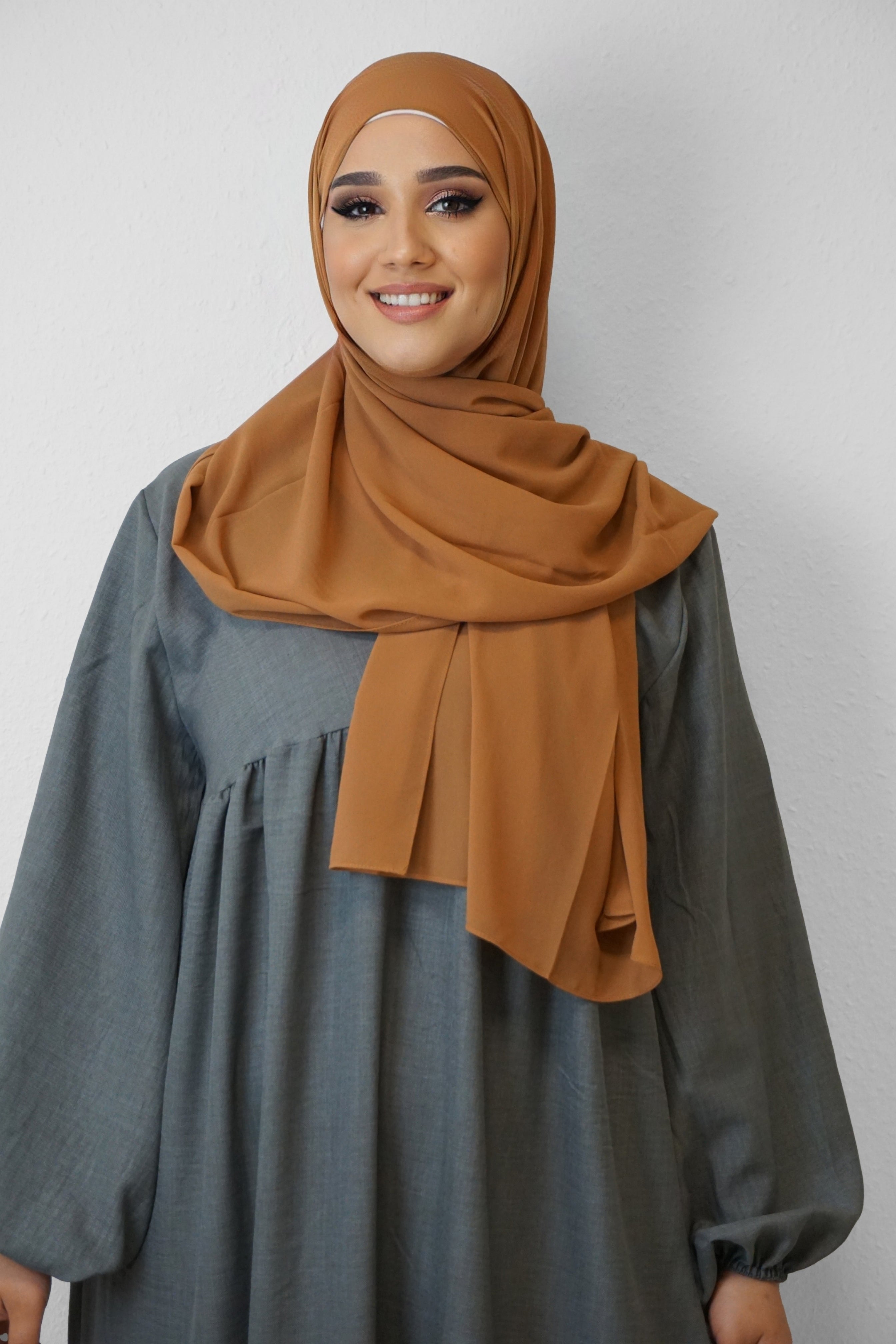 Chiffon Hijab Maira Dark-Camel