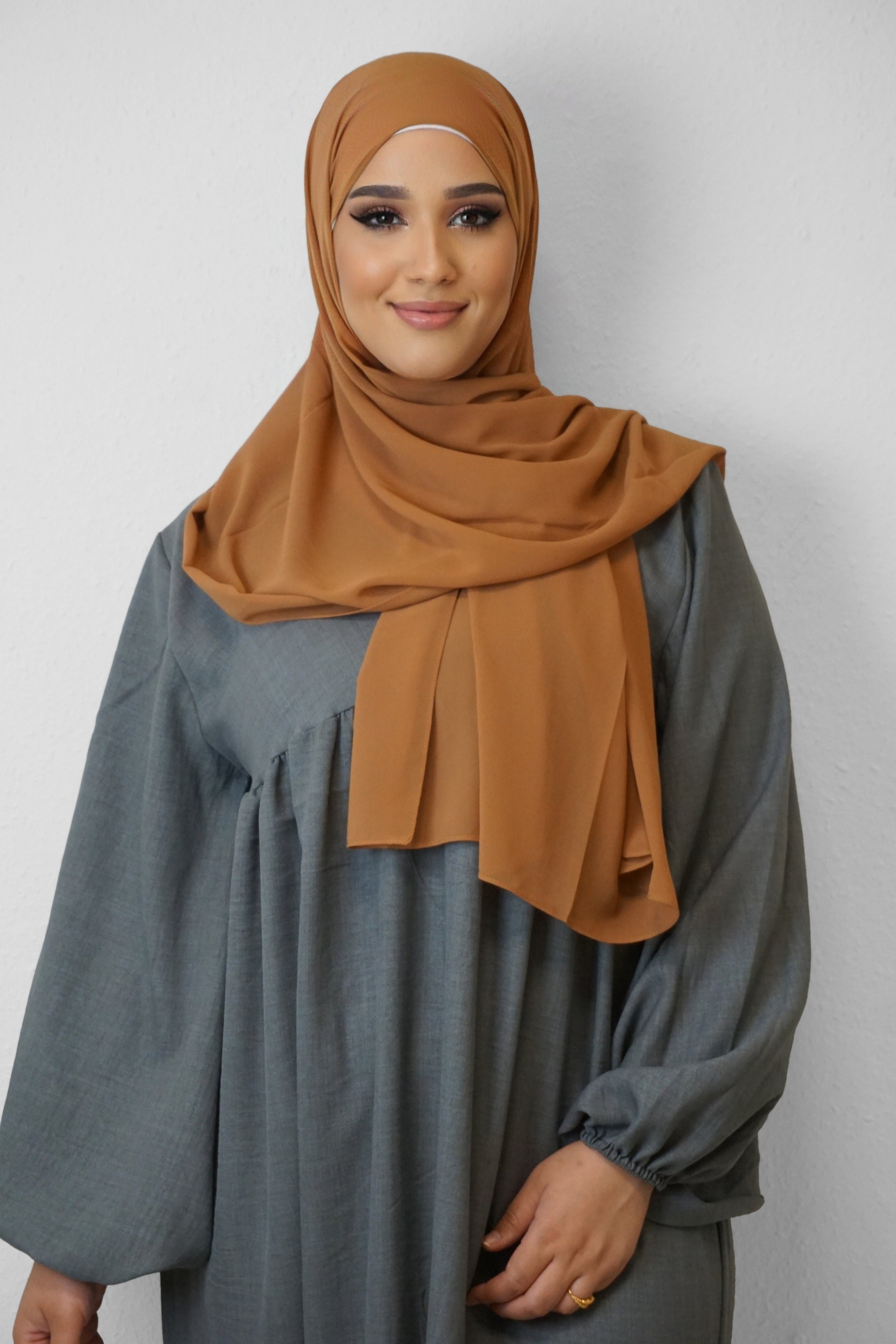 Chiffon Hijab Maira Dark-Camel