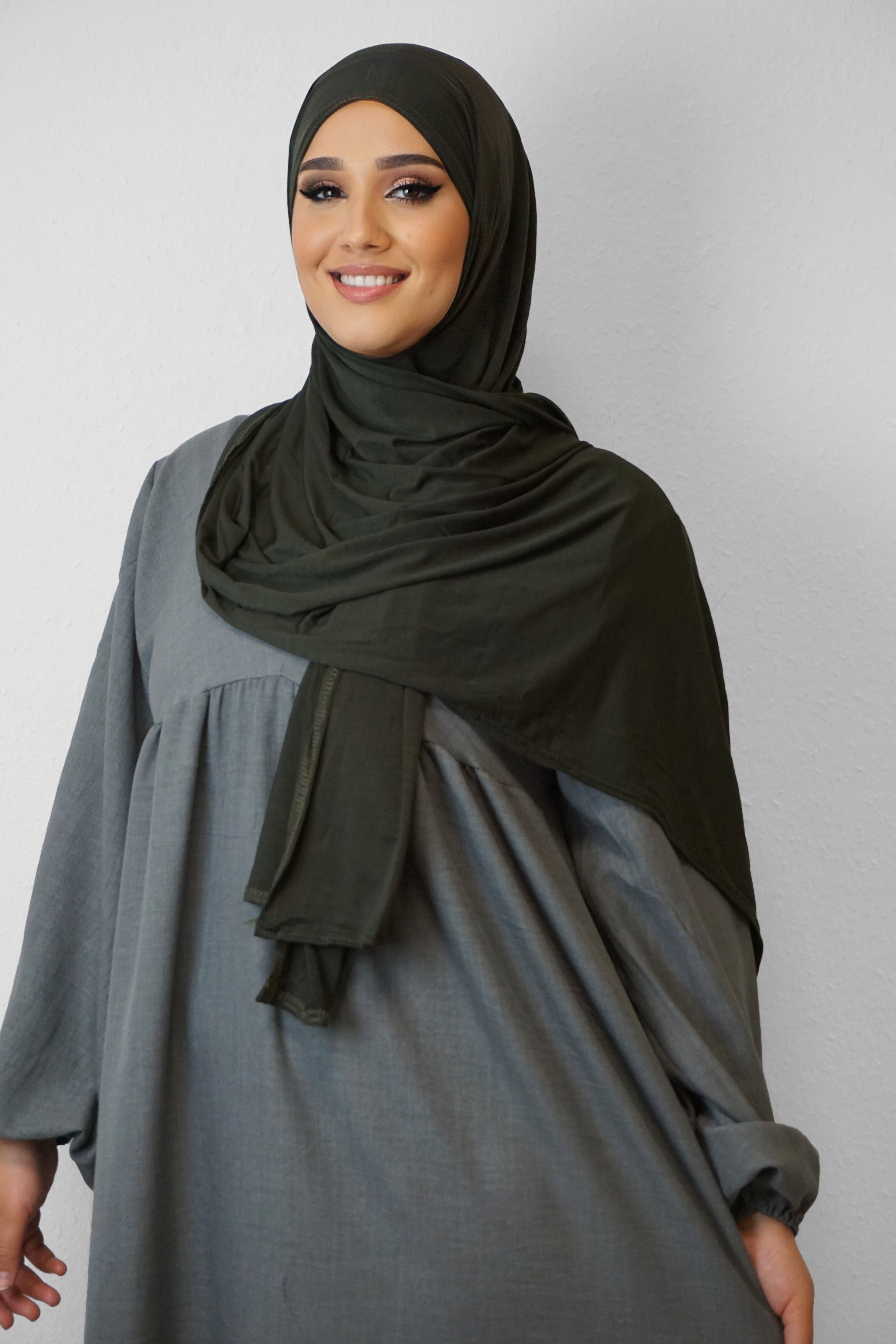 Premium Jersey Hijab Dark-Oliv