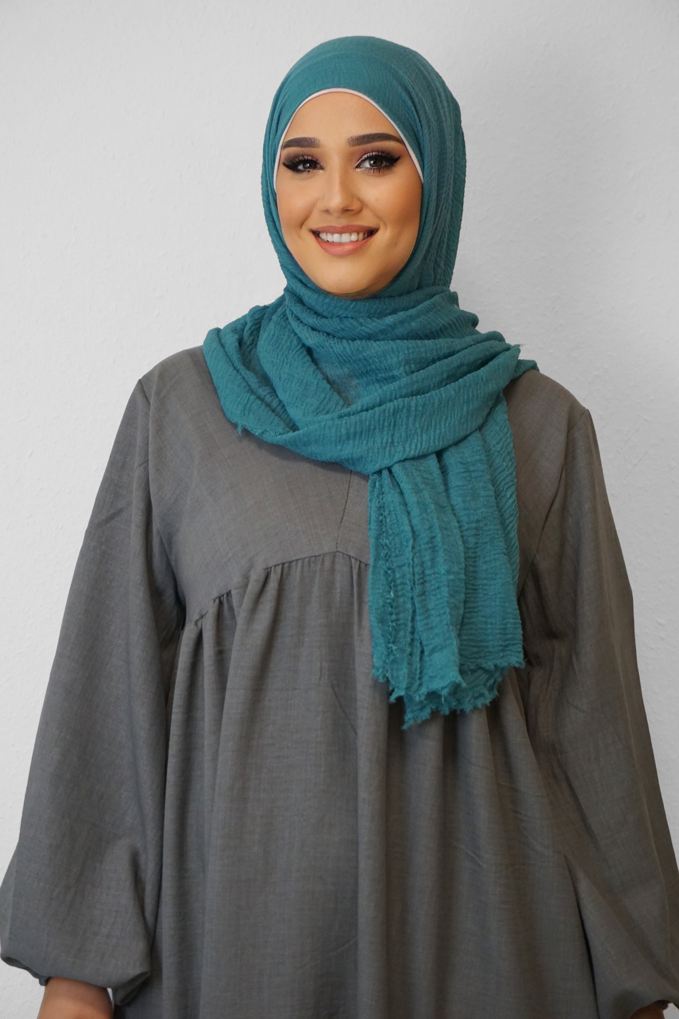 Daily Hijab Dalia Dark-Turkis