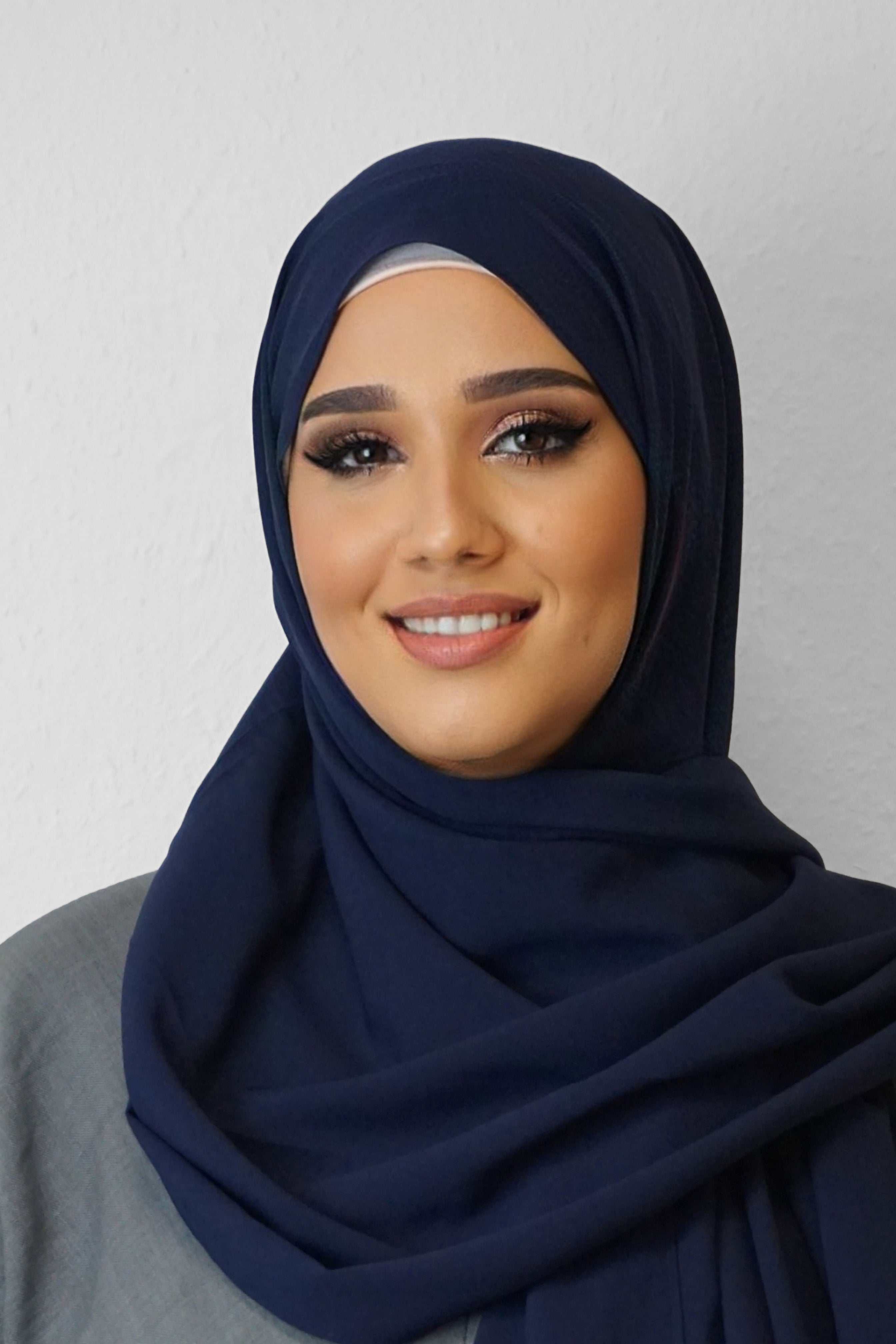 Crep Hijab Dunkelblau