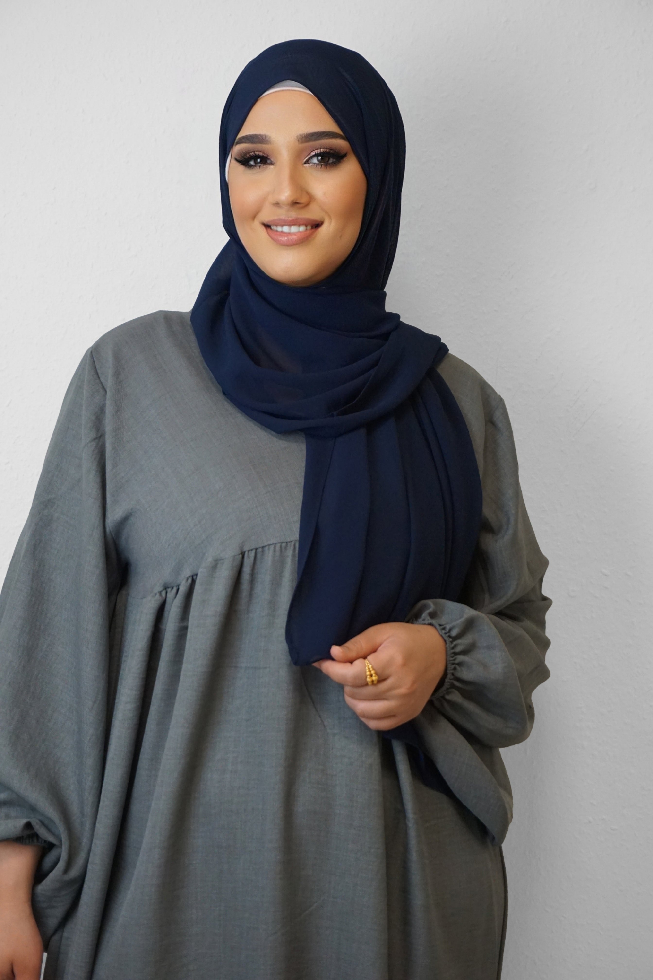 Chiffon Hijab Maira Dunkelblau