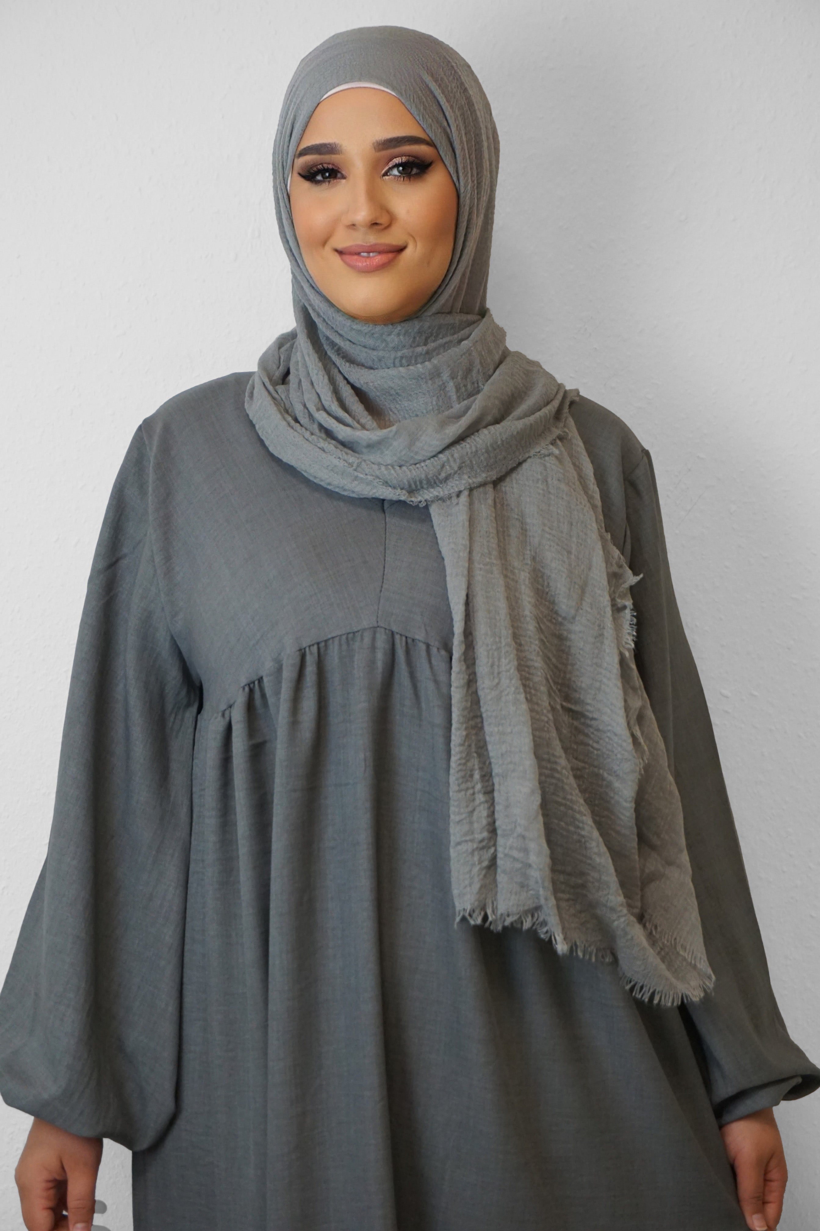 Daily Hijab Dalia Dunkelgrau