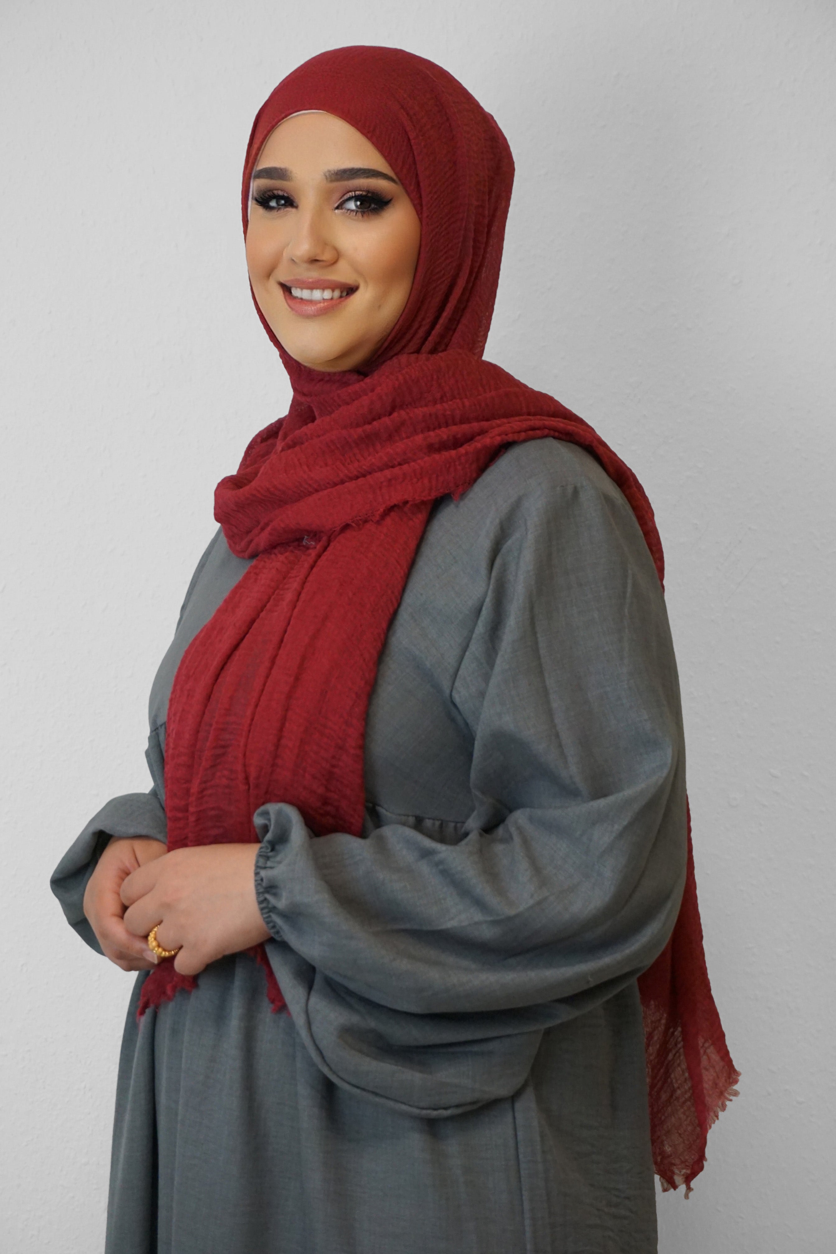 Daily Hijab Dalia Dunkelrot